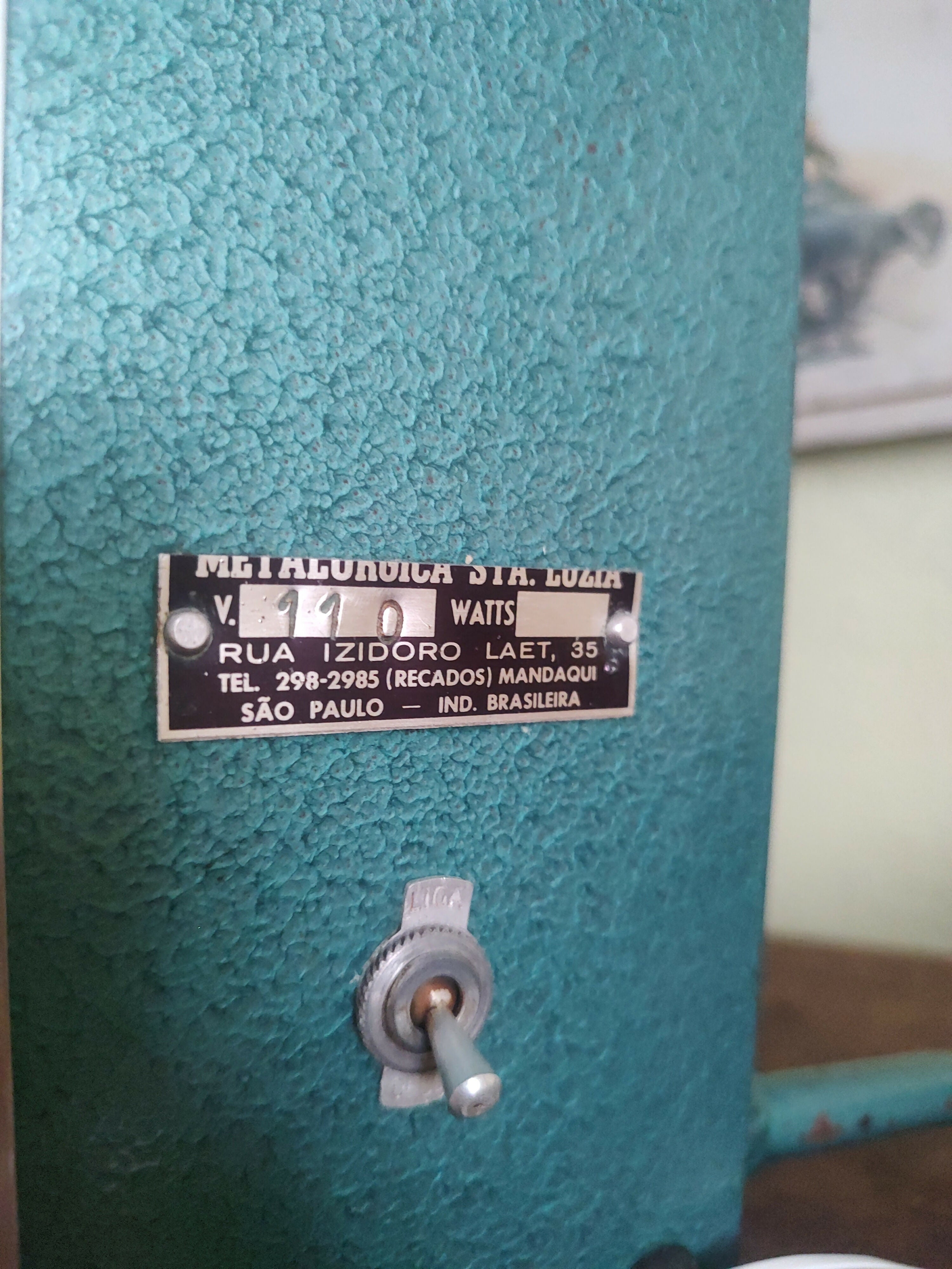 Antigo Negatoscópio (ou Luminária para raio x!) ressignificado para Abajur - anos 60