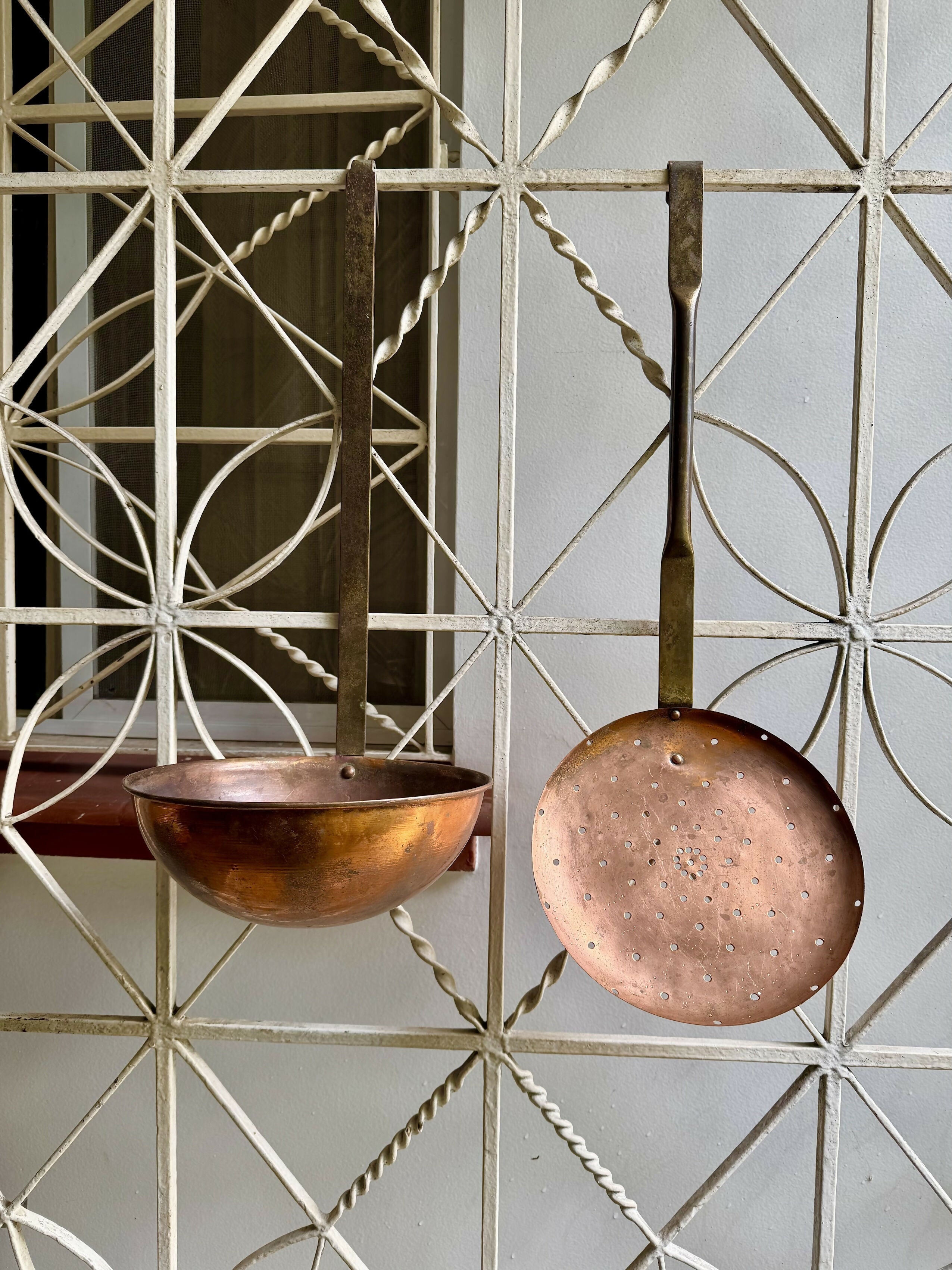 Antigo e grande Conjunto em Cobre - Concha e Escumadeira