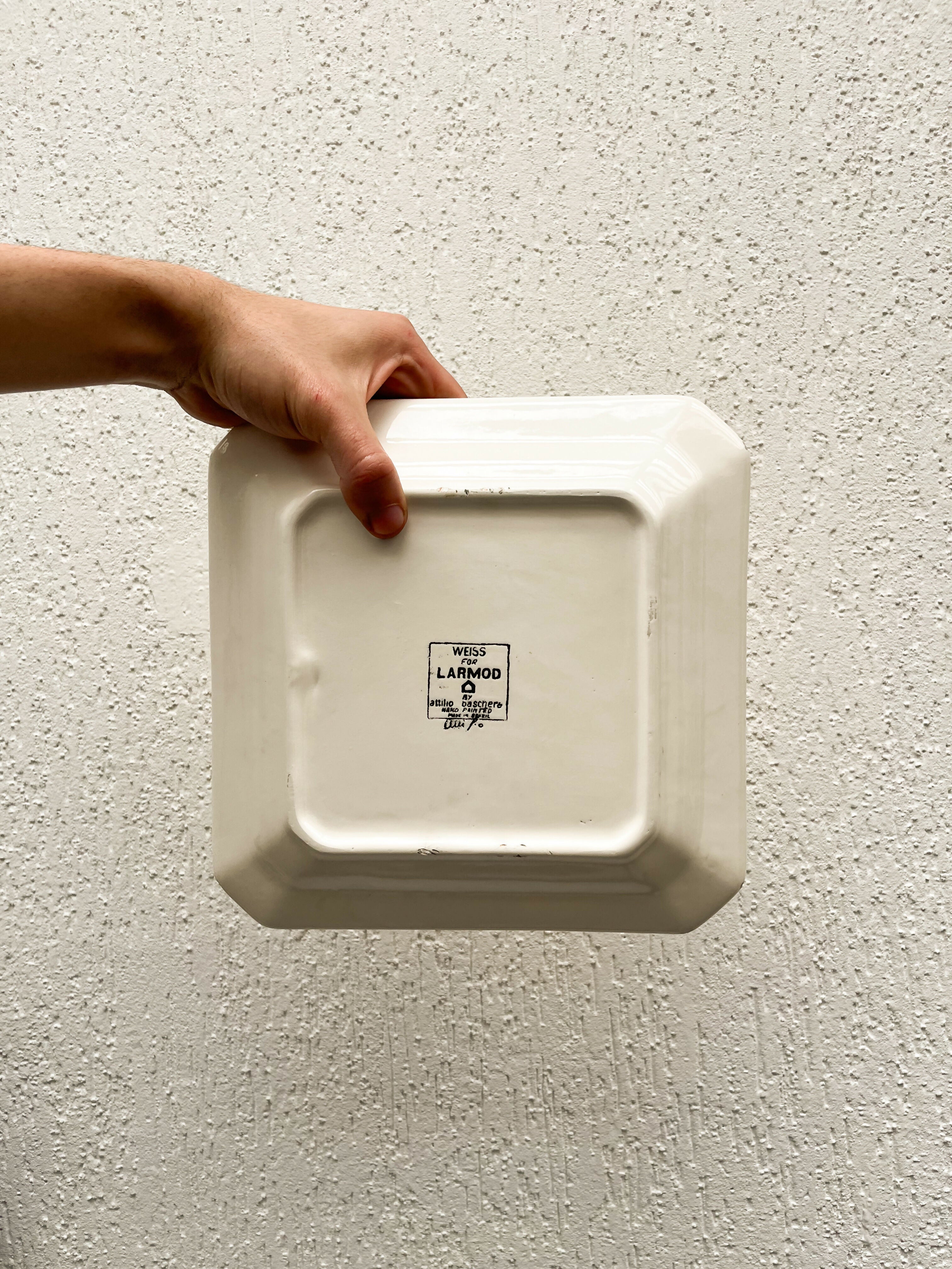 Prato de parede em porcelana Larmod Azul