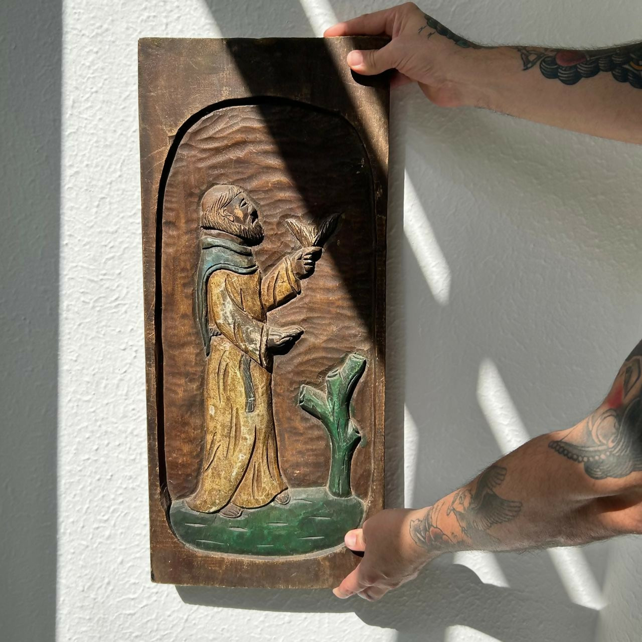 Painel Esculpido em Madeira – São Francisco de Assis