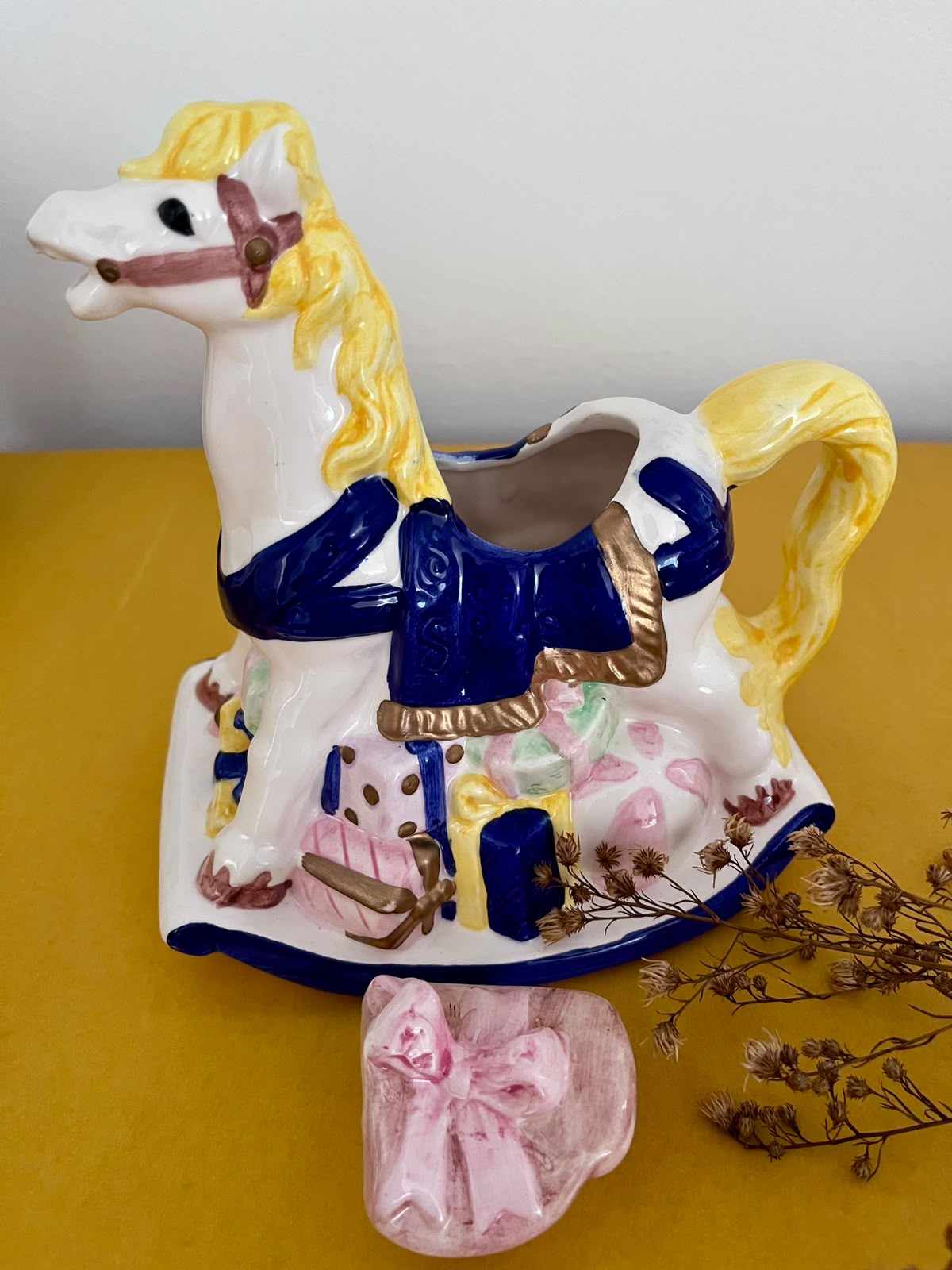 Cavalo de Balanço Vintage em cerâmica - Heritage Mint