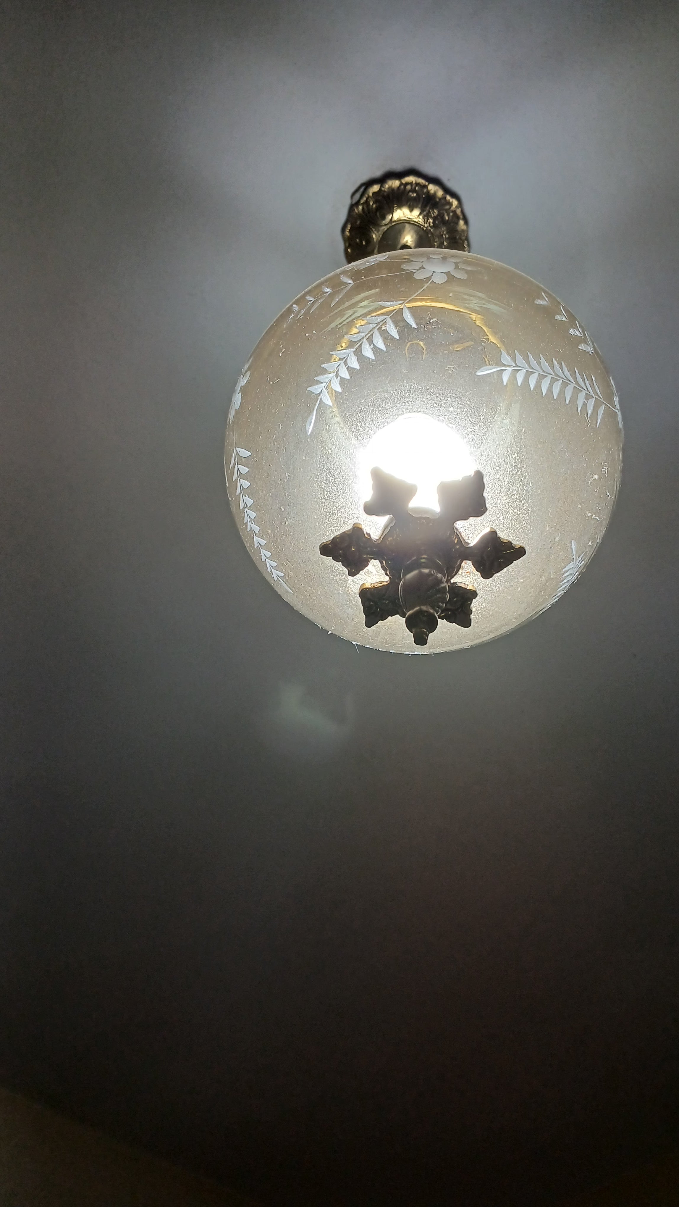 Lustre redondo em cristal e bronze anos 80 (valor unitário) 