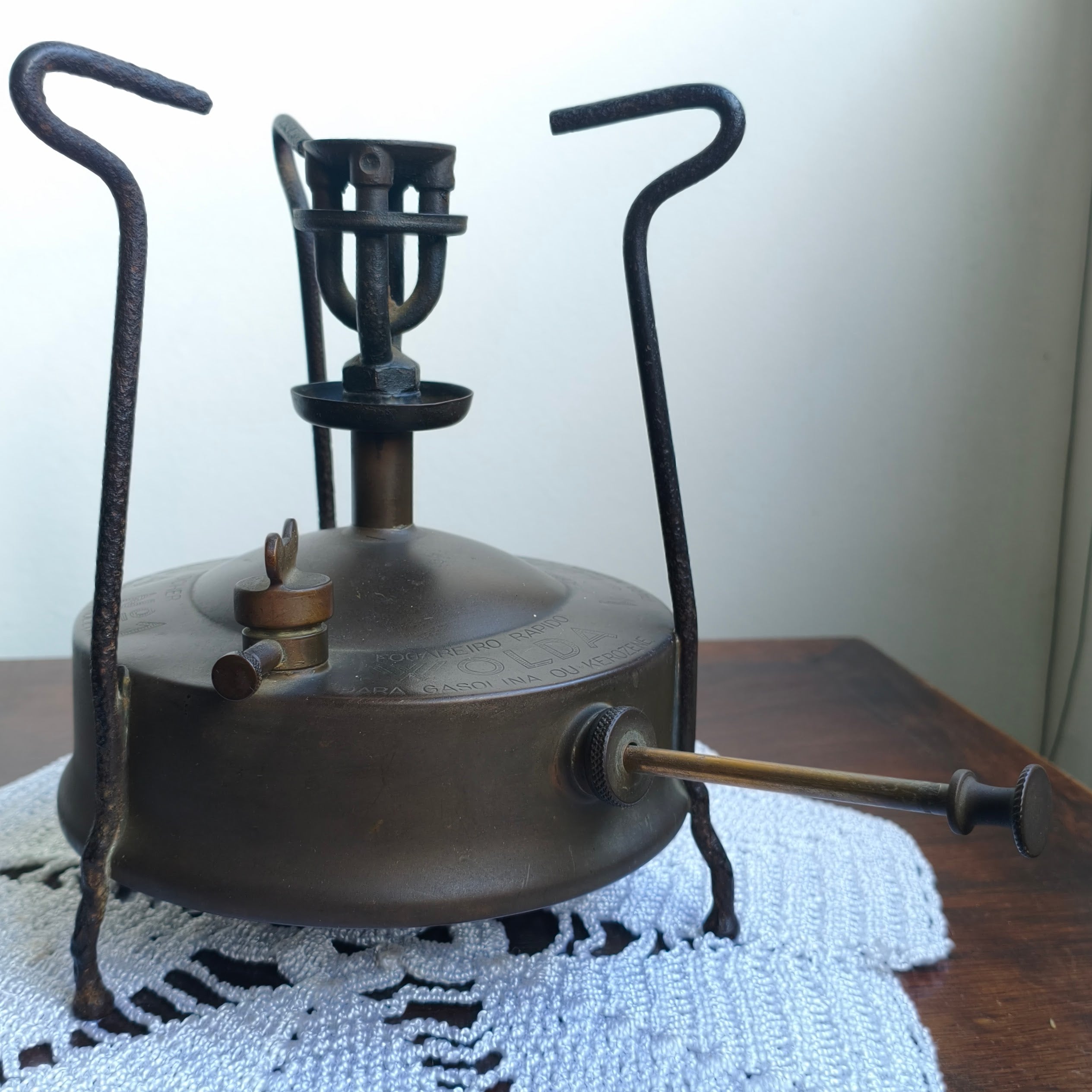 Fogareiro de pressão a querosene