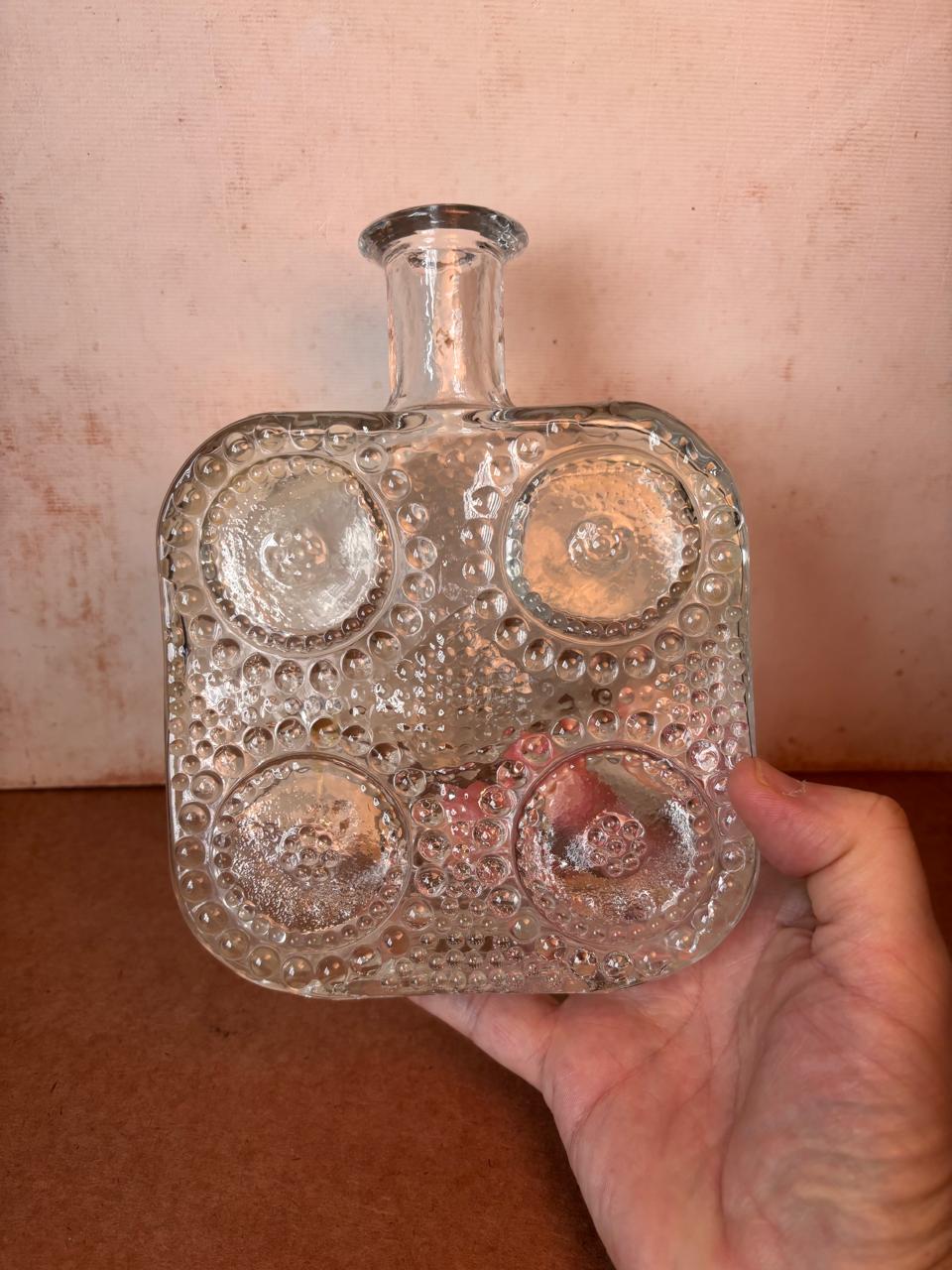 Vaso quadrado Grapponia em vidro texturizado — Nanny Still para Riihimäen Lasi (DMCPS_394)