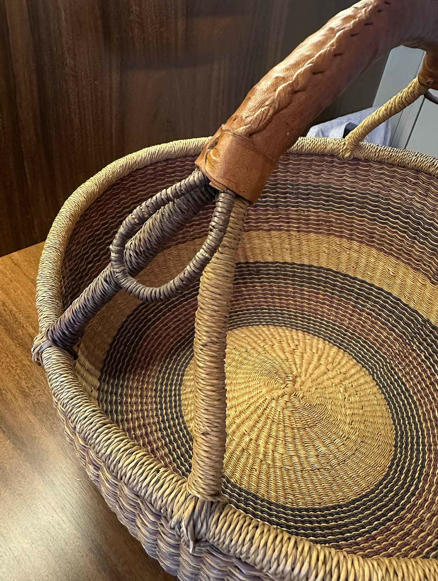 Cesto Balinês em Rattan com alça