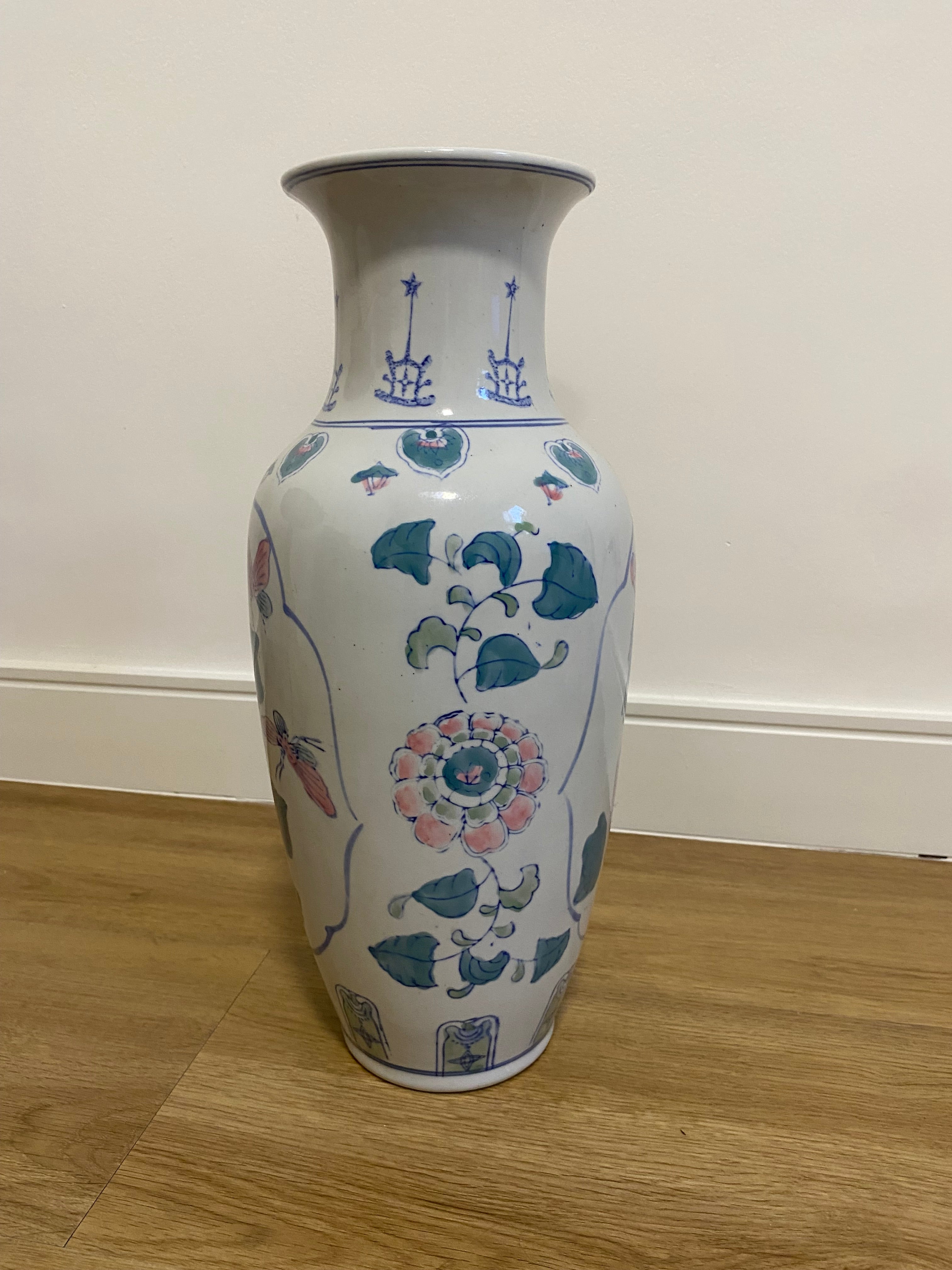 Vaso Cerâmica Chinesa com pintura floral feita à mão 