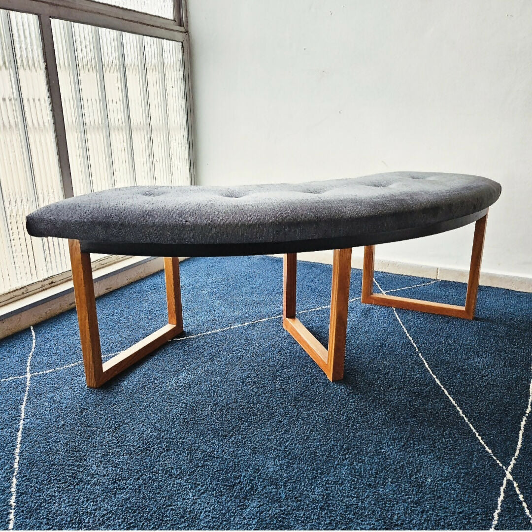 BANCO CURVO ANOS 50 EM PAU-MARFIM