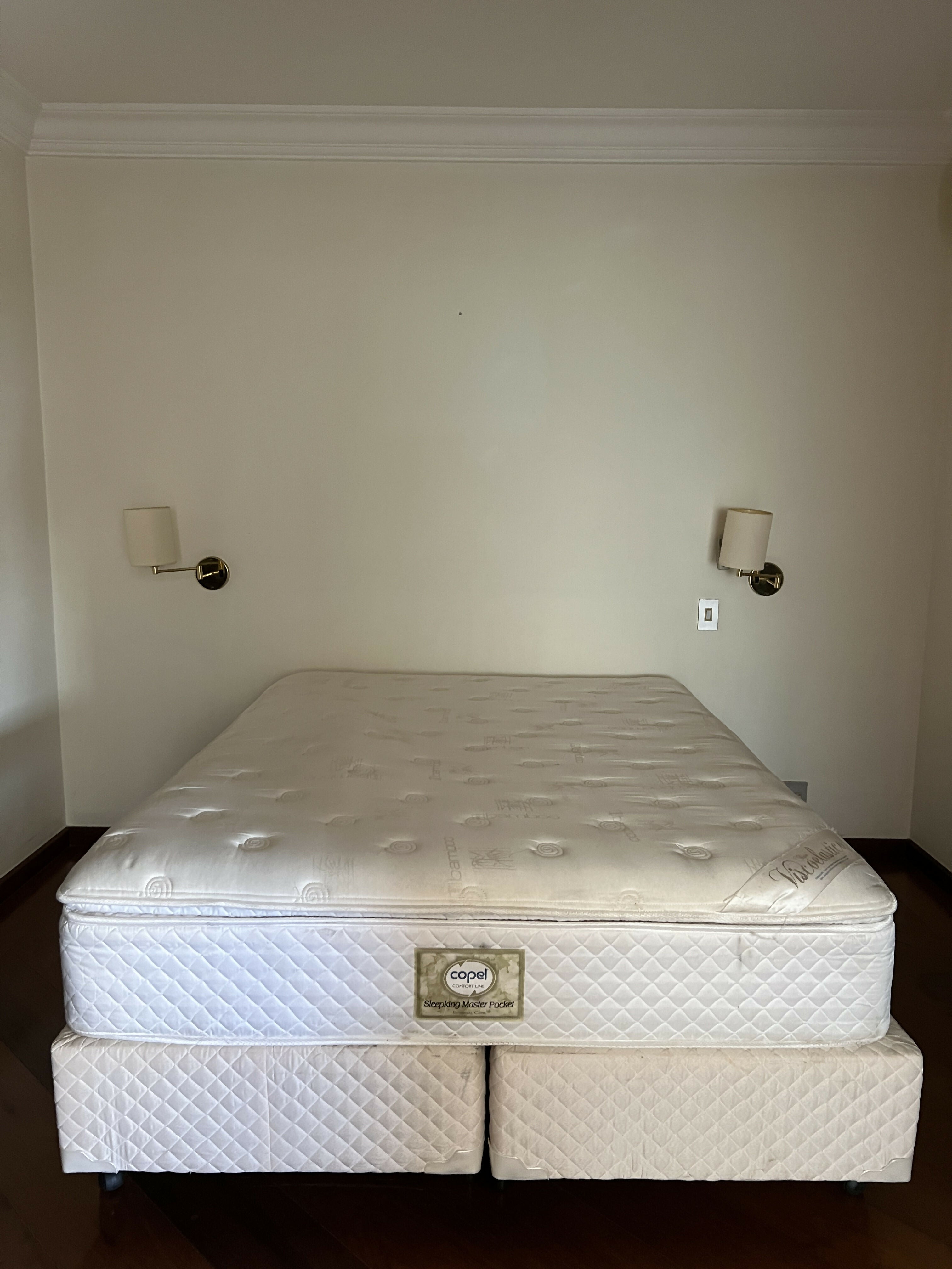 Cama BOX + colchão