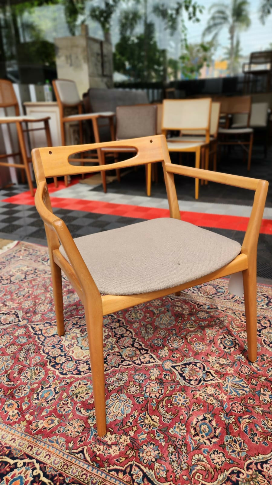 CADEIRA DESIGN