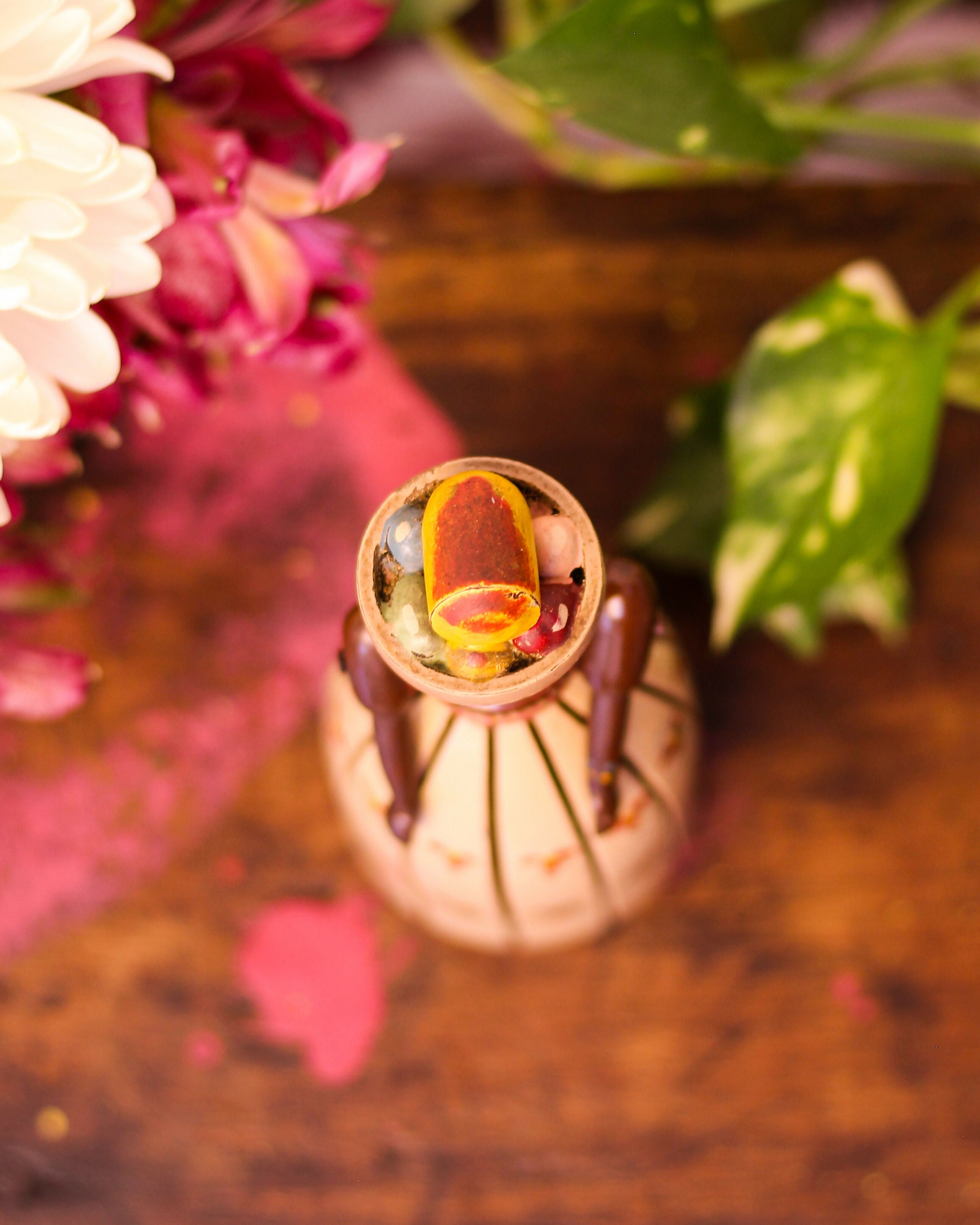 Porta-guardanapos em madeira pintada à mão