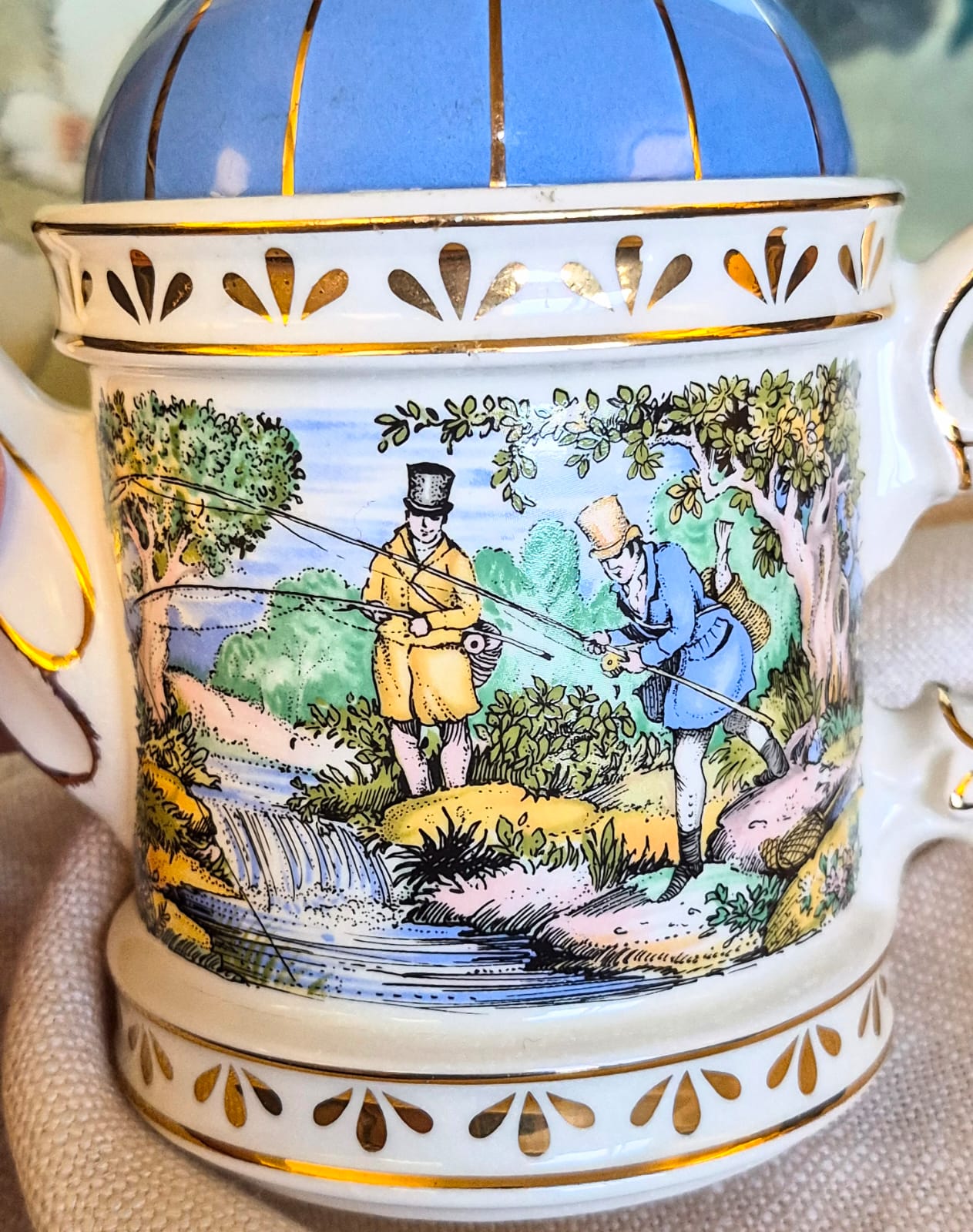  Bule vintage, anos 70, lindo em faiança inglesa vintage Sadler, linha "Sporting Scenes of the 18th Century" - Fishing.