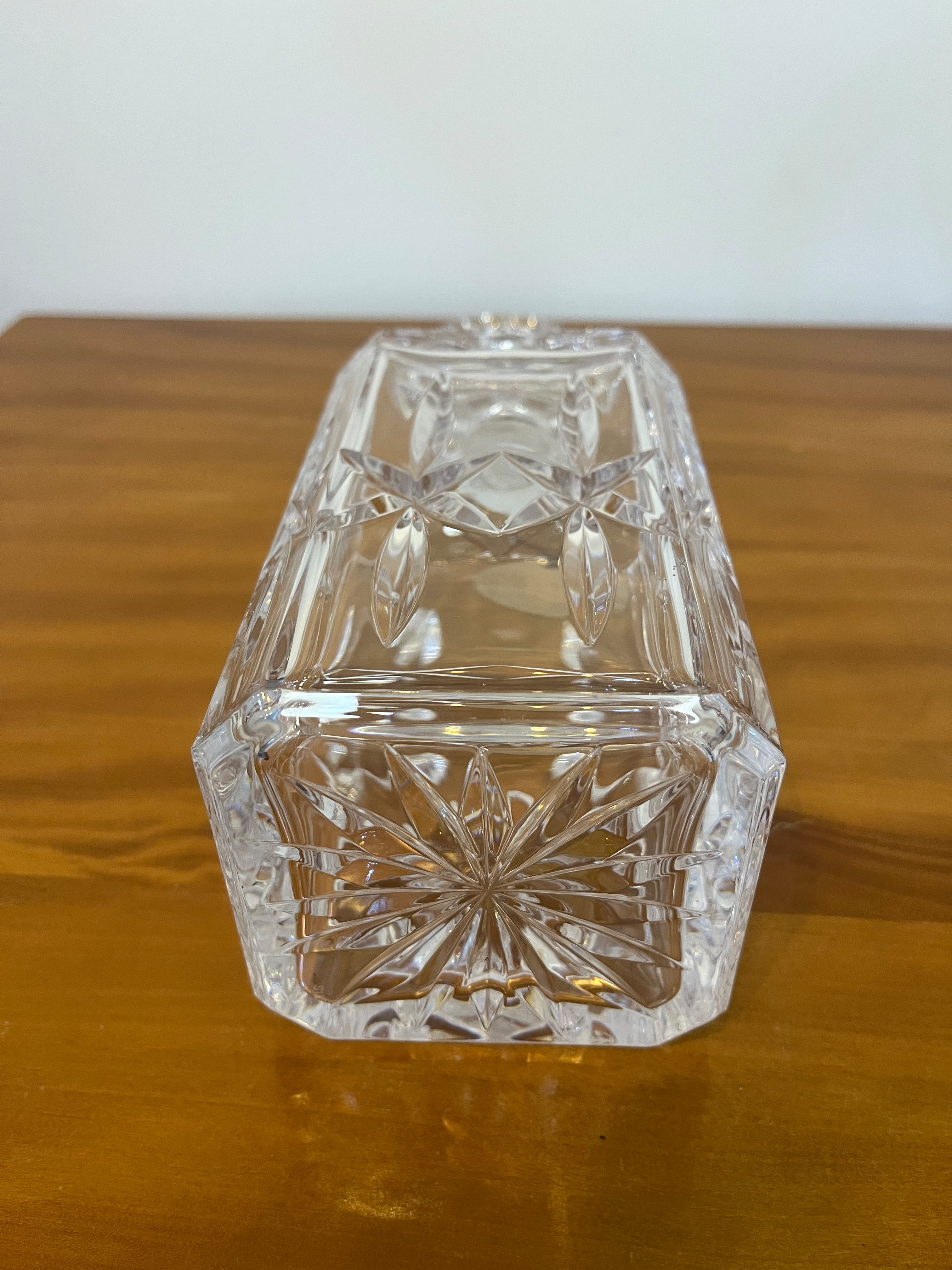 Garrafa / Decanter em Cristal Lapidado com Tampa