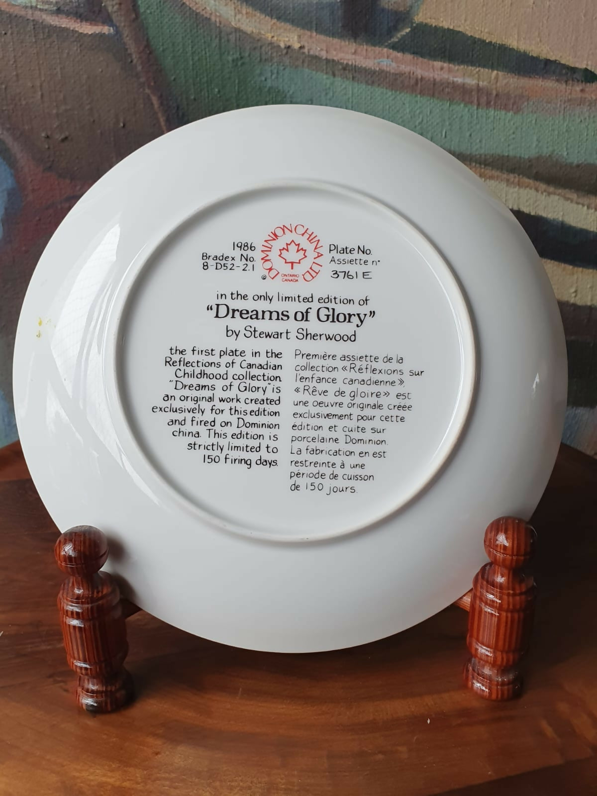 Prato decorativo em porcelana canadense Dominion &quot;Dreams of Glory&quot;, 1986. Incrivel!