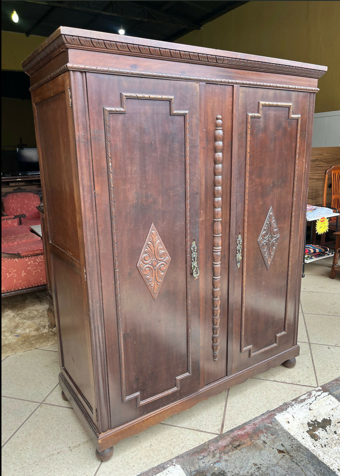 GUARDA ROUPA DE SOLTEIRO ANTIGO SUPER RESISTENTE