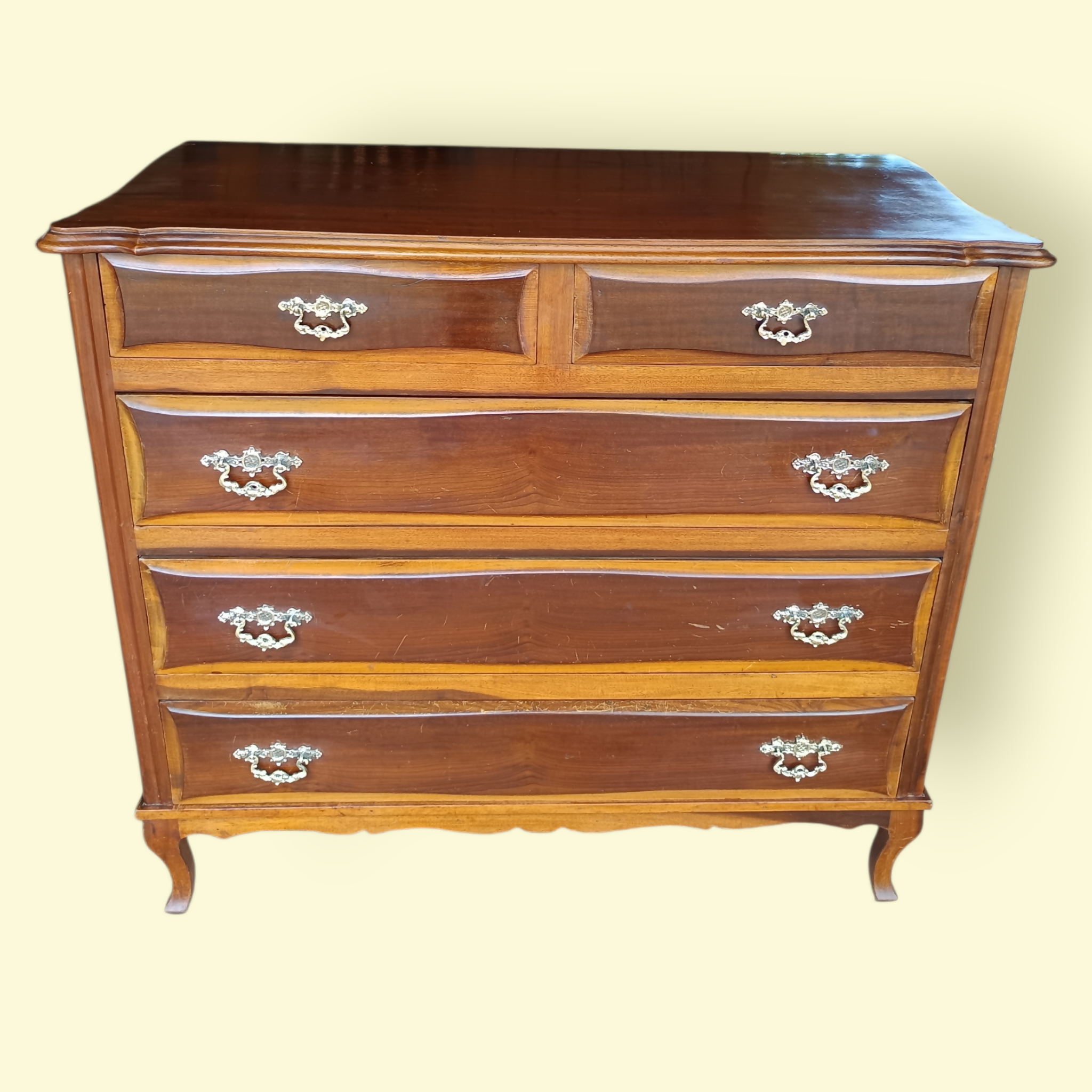 Cômoda Provençal Antiga