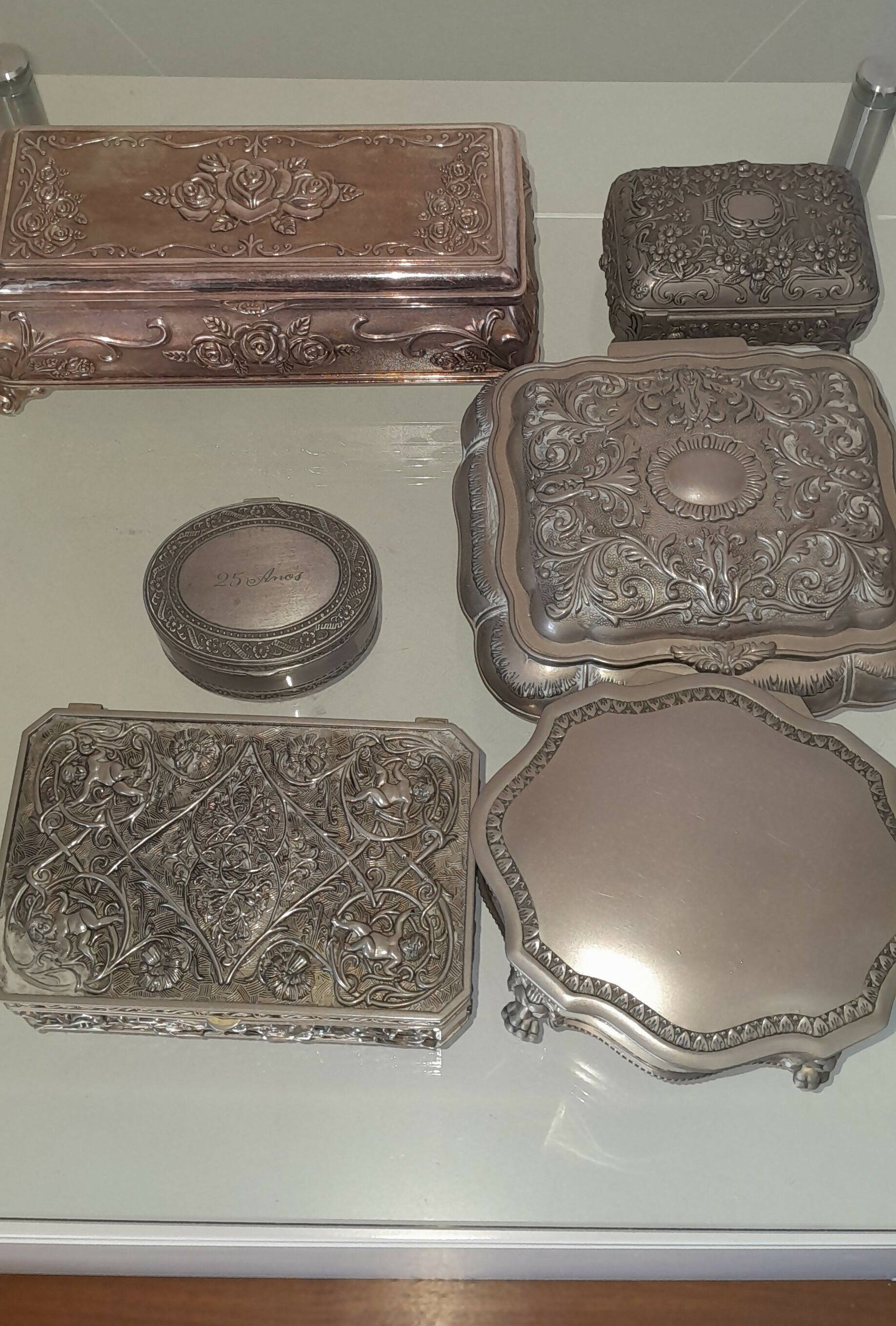 Lote com 6 Caixas de prata forradas em camurça