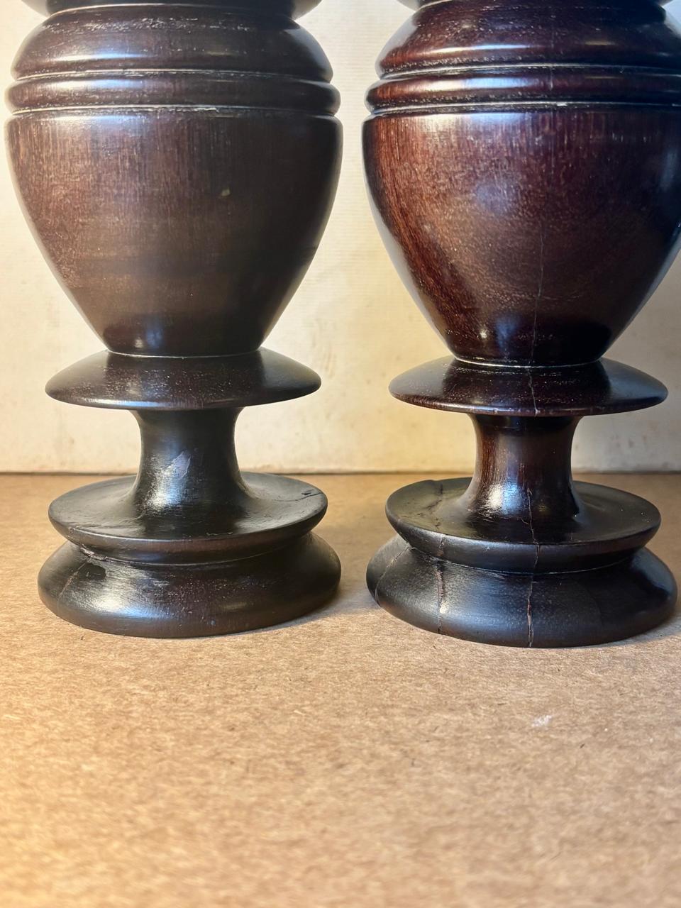 Par de vasos torneados em jacarandá maciço (DMCPS_092)