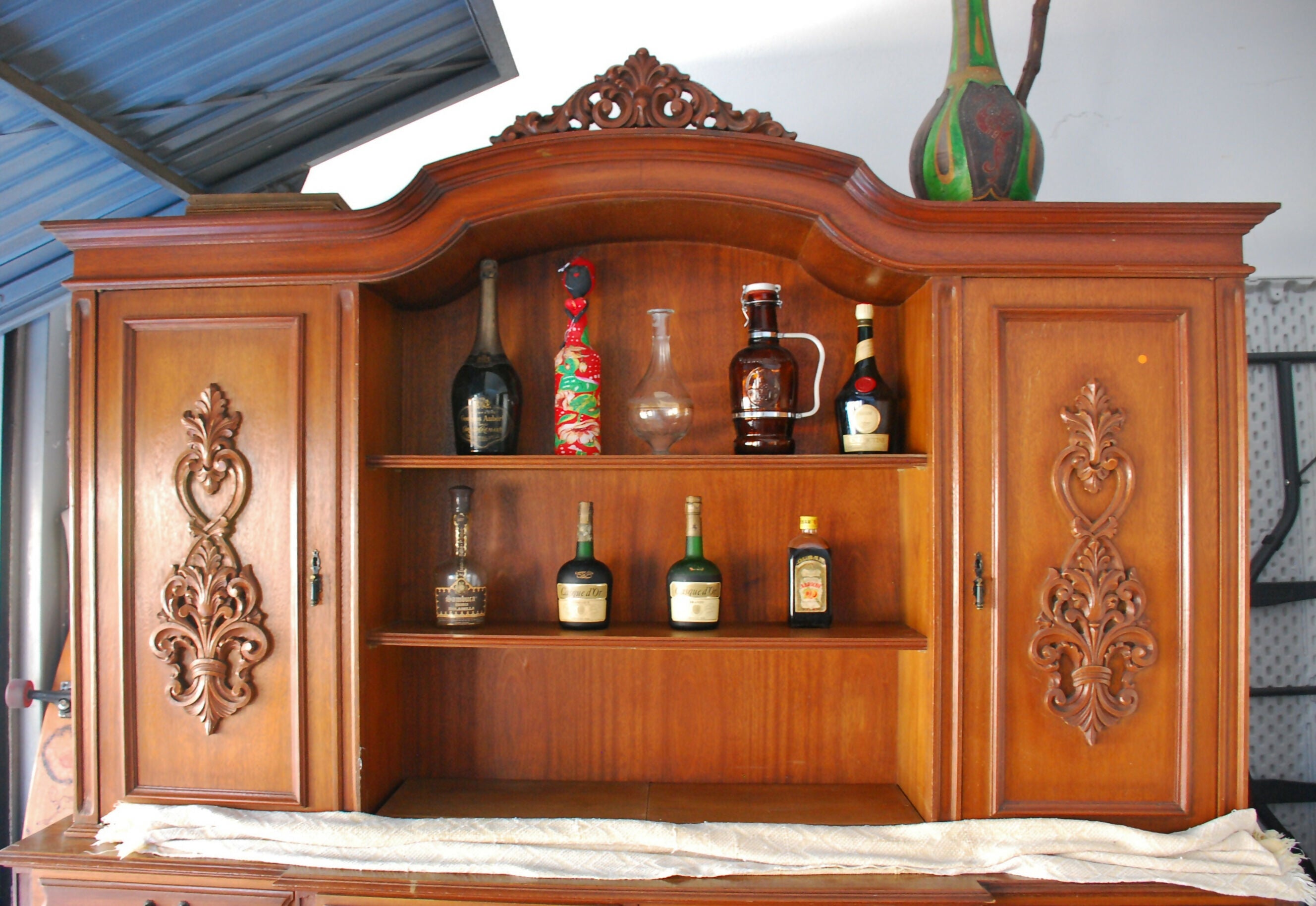 estante , anos 80 , madeira e laminado imbuia