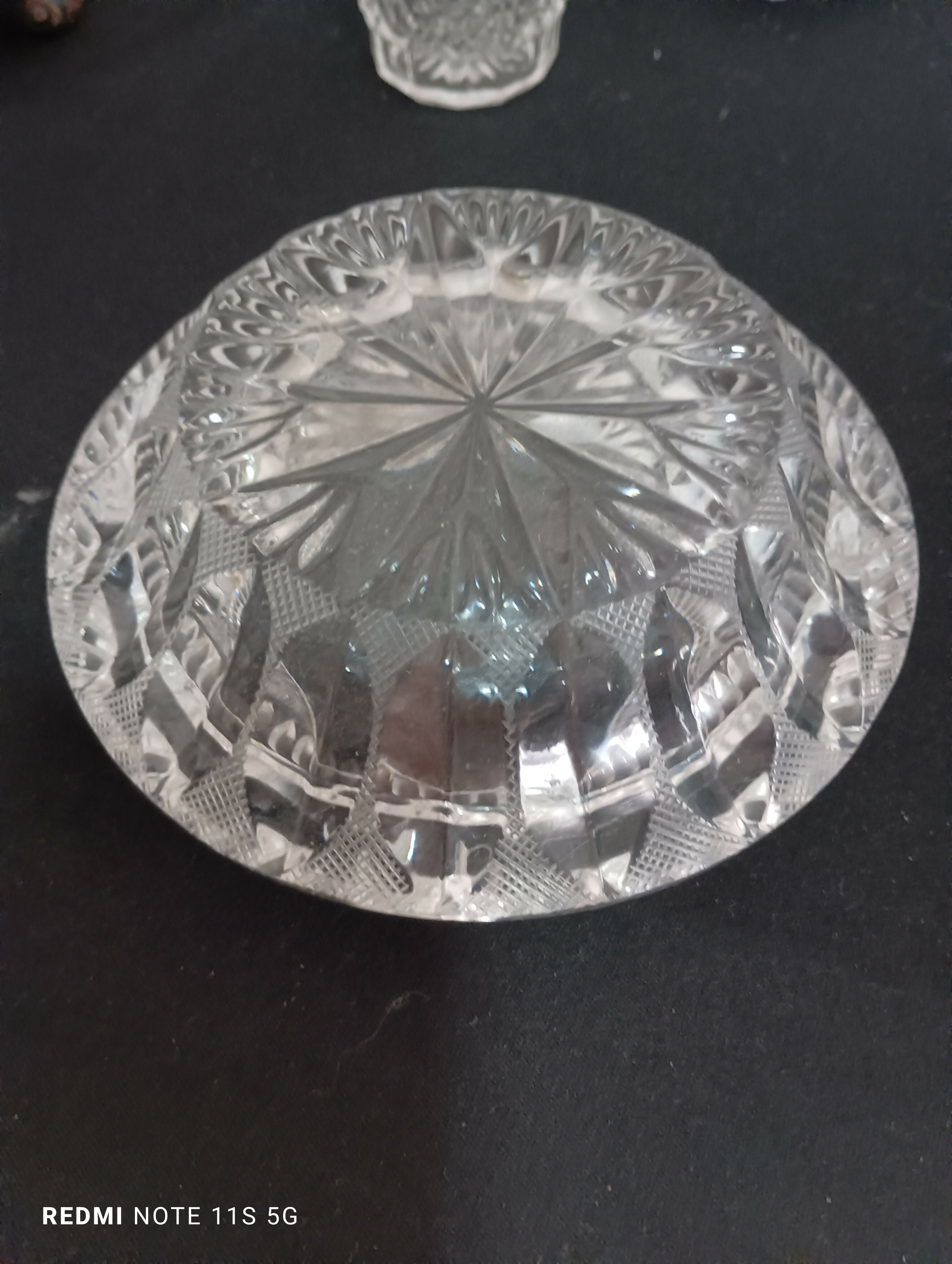 Cinzeiro grande de cristal