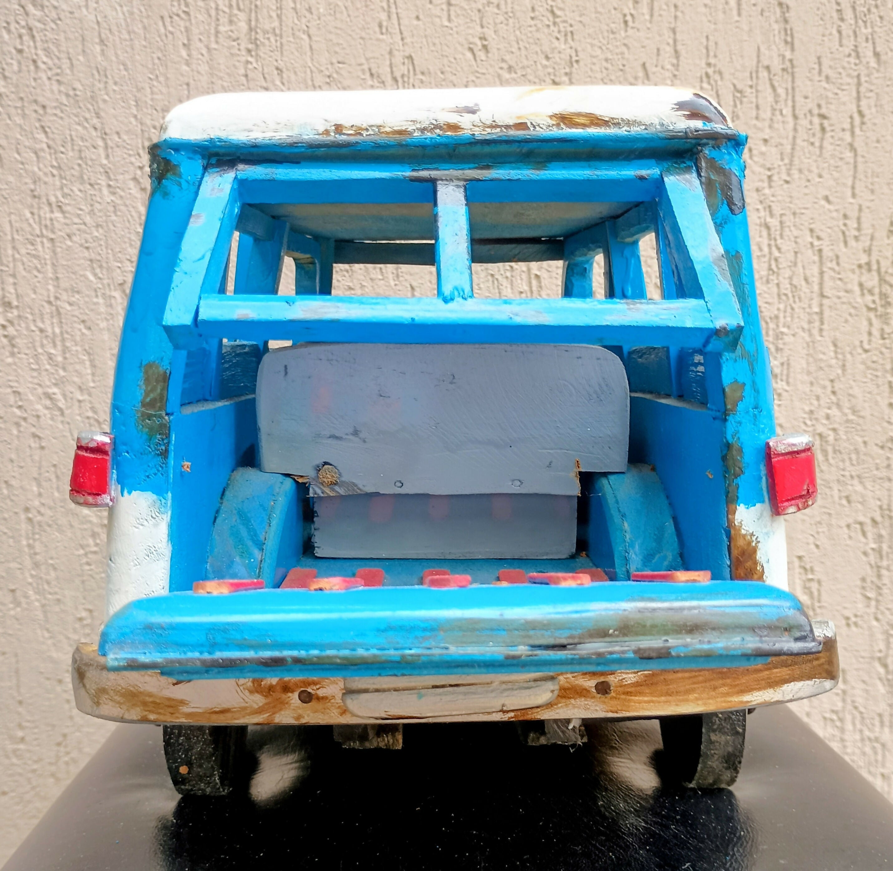 Grande Réplica Rural Willys artesanal