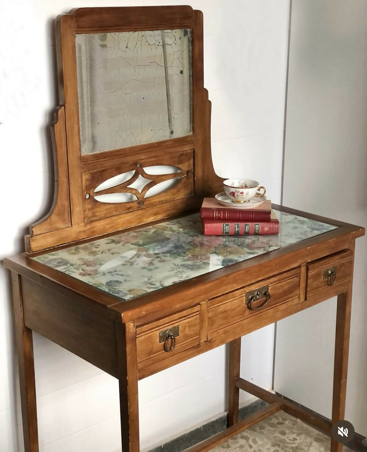 Clássica penteadeira vintage