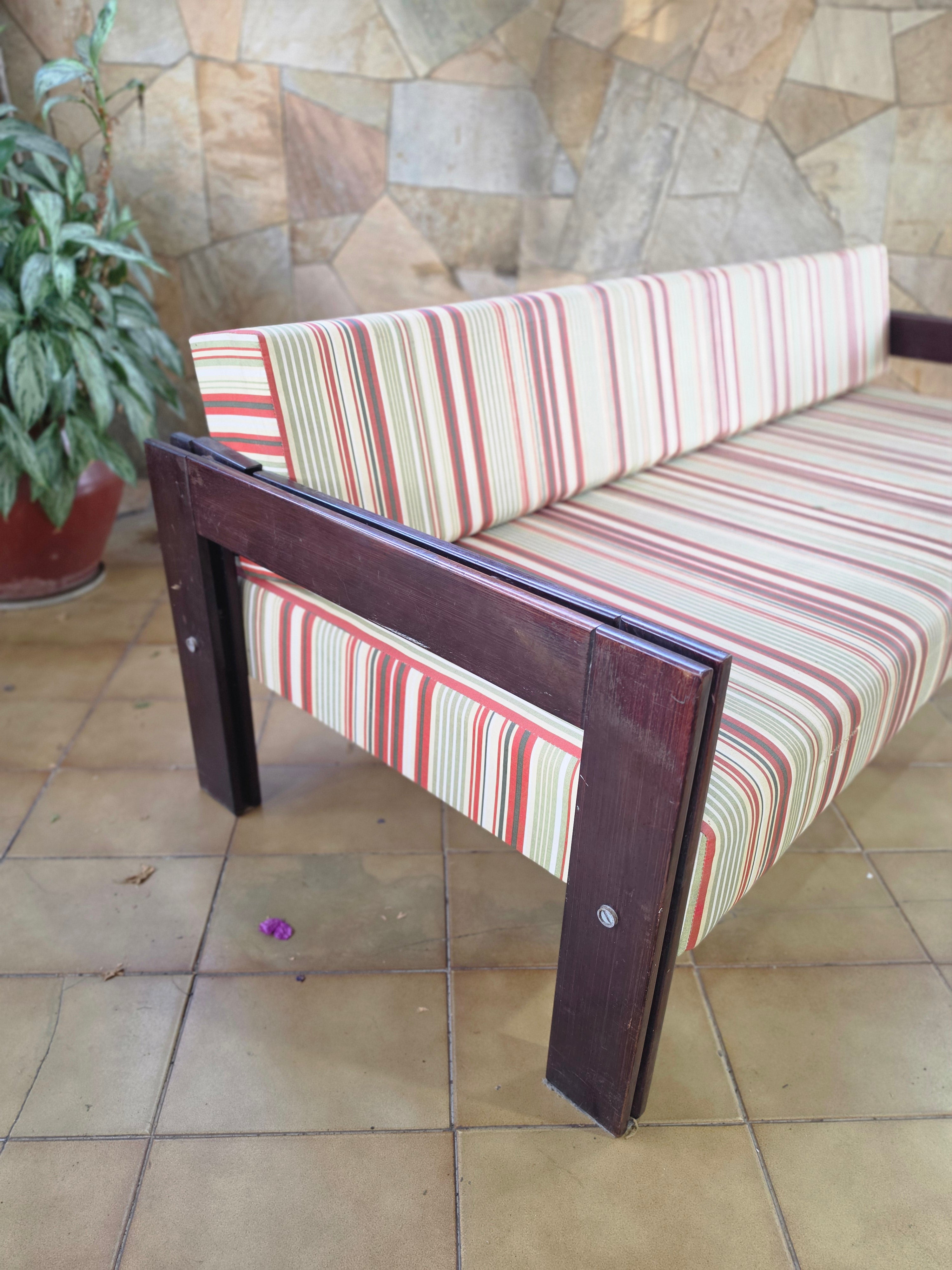 Sofá Cama Percival lafer mp 85 em tecido listrado original de época 