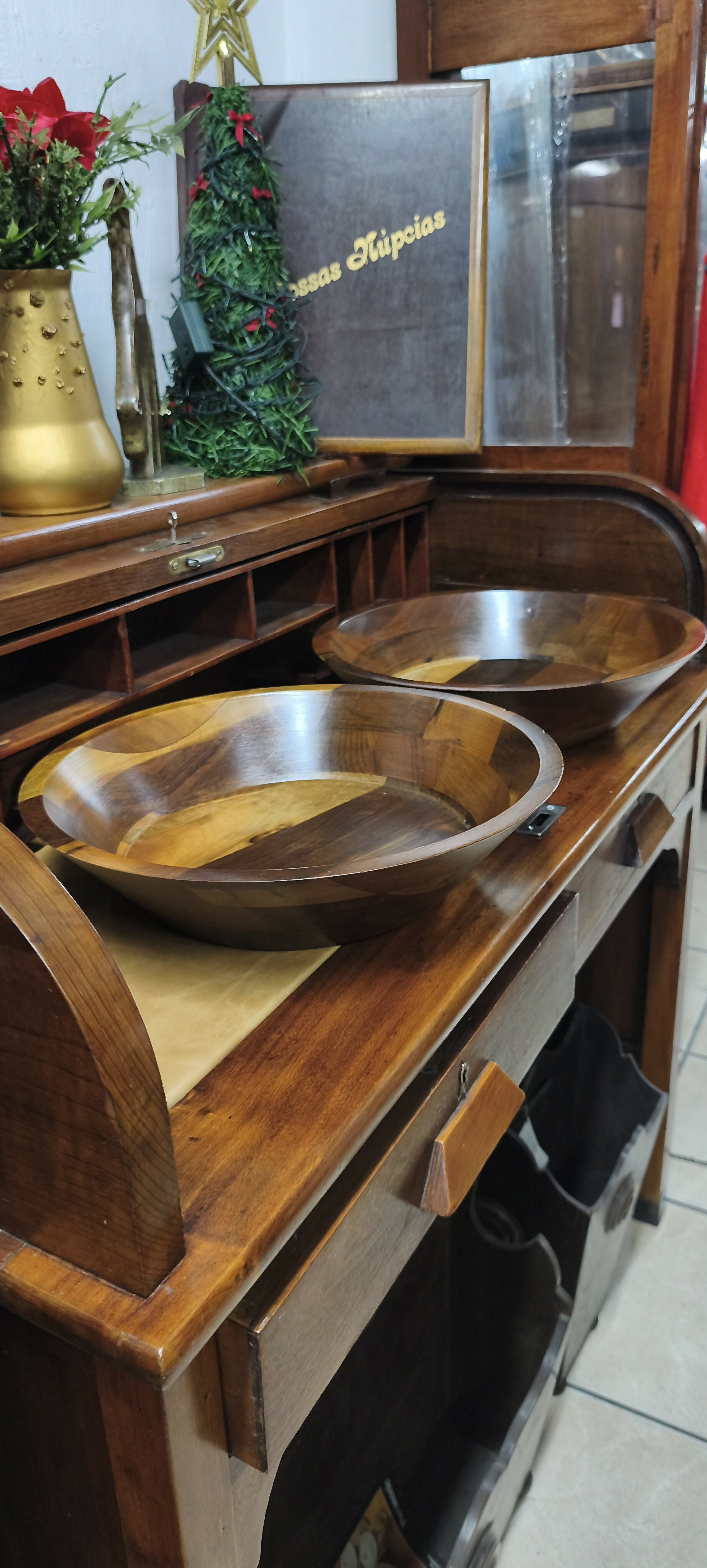 Tigelas de design Tropic Art