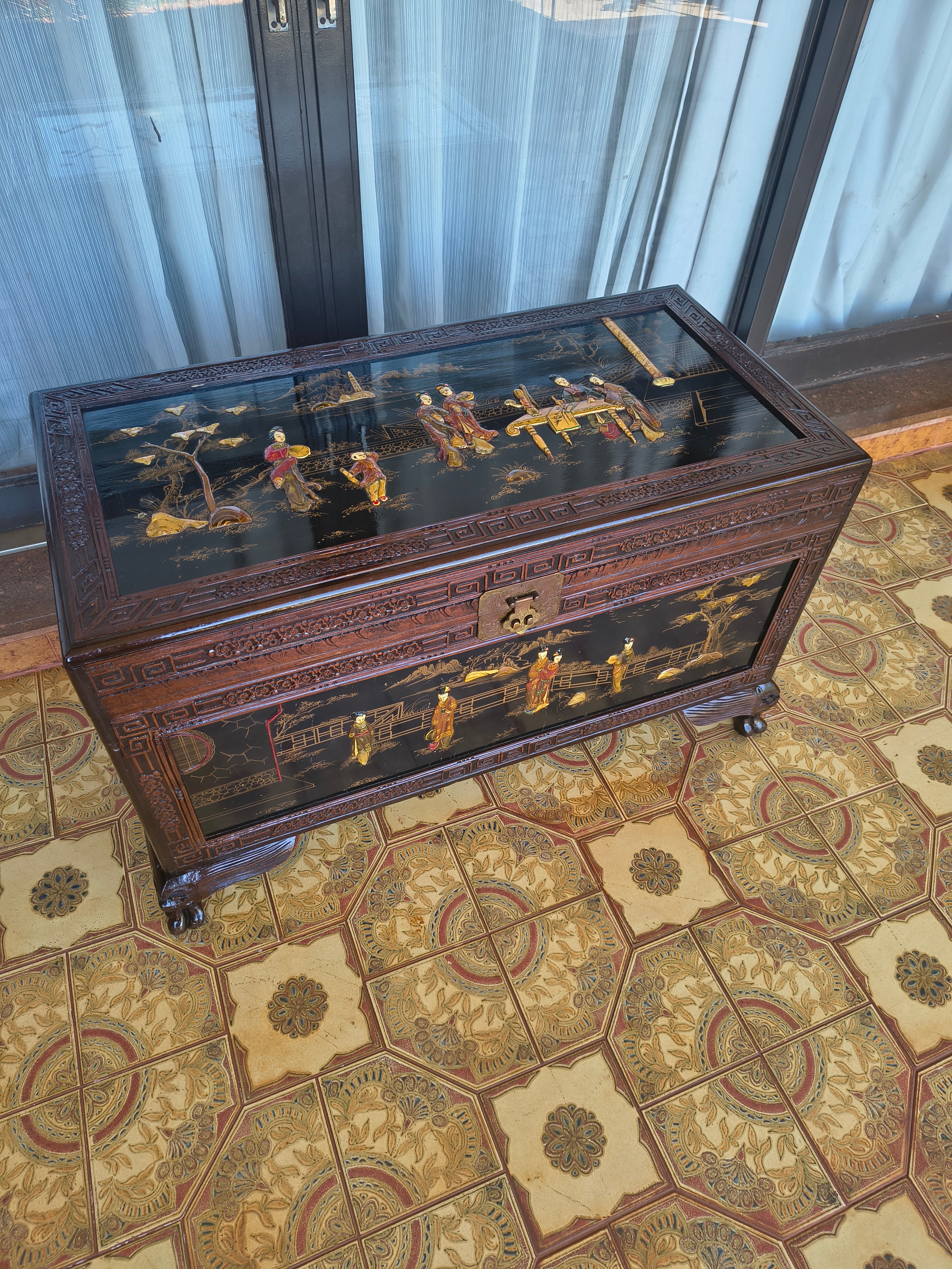 Baú Chinoiserie