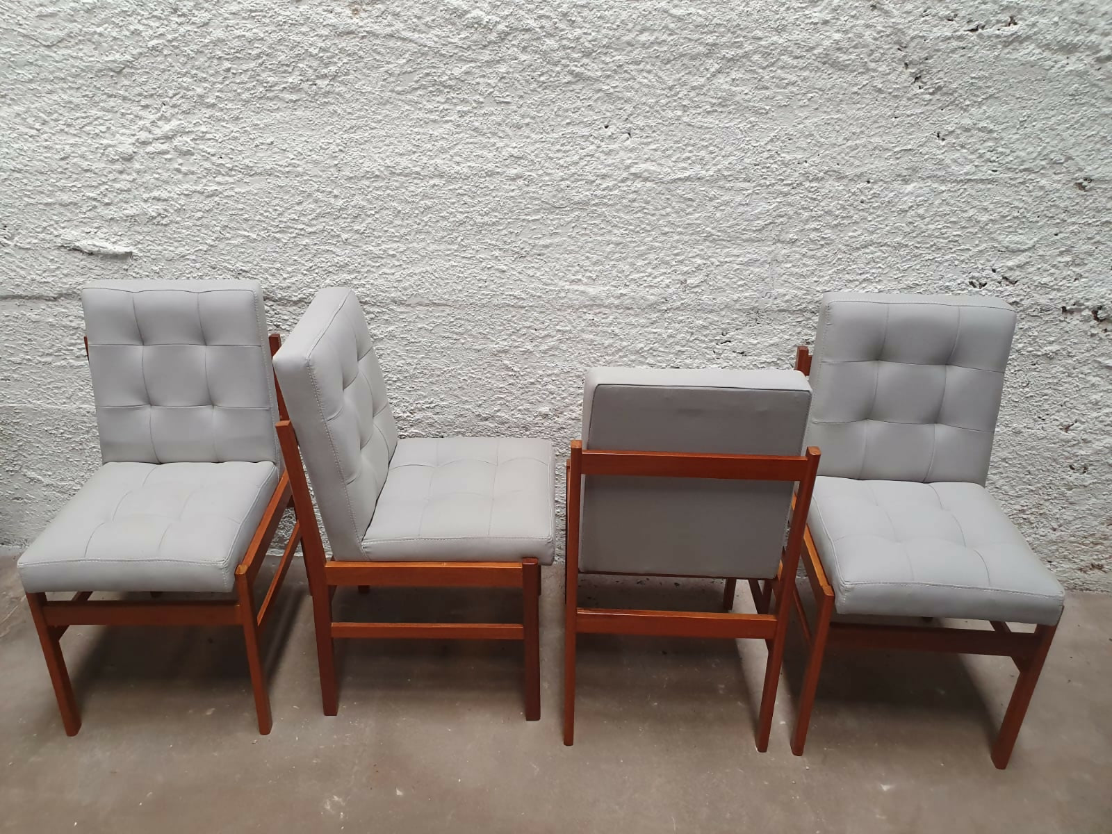 Conjunto 4 cadeiras anos 70 Vintage