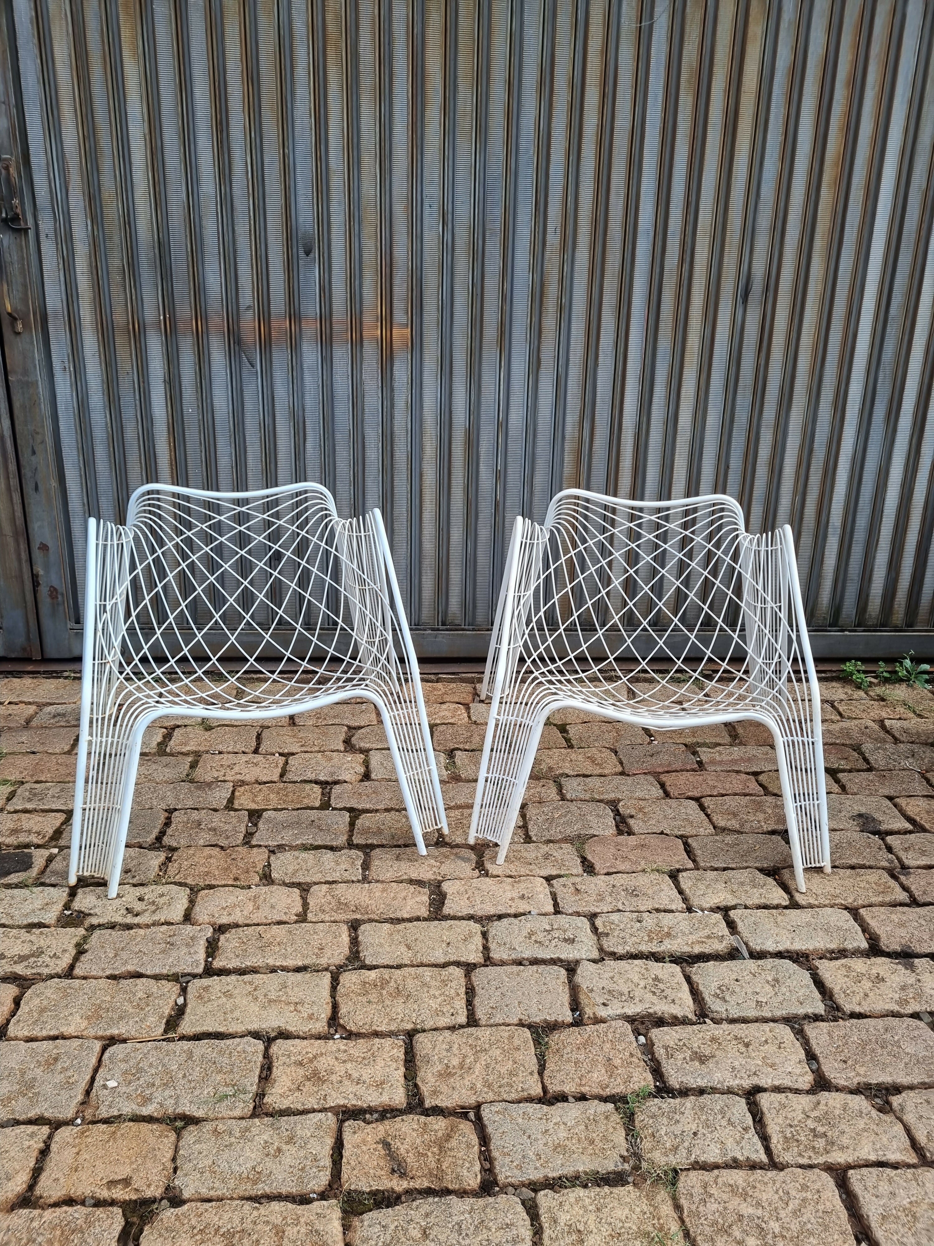 Poltronas Aramadas anos 70