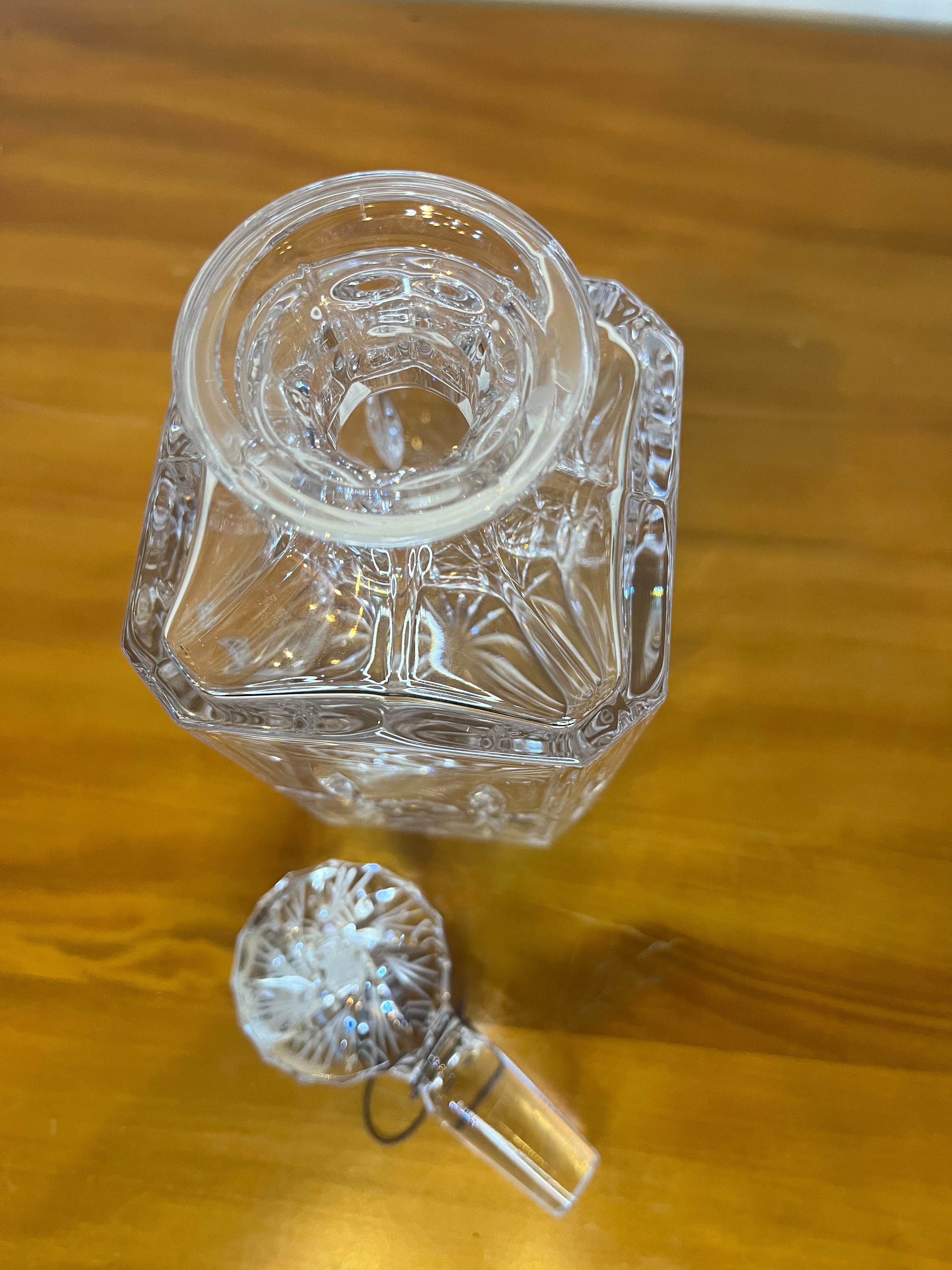 Garrafa / Decanter em Cristal Lapidado com Tampa