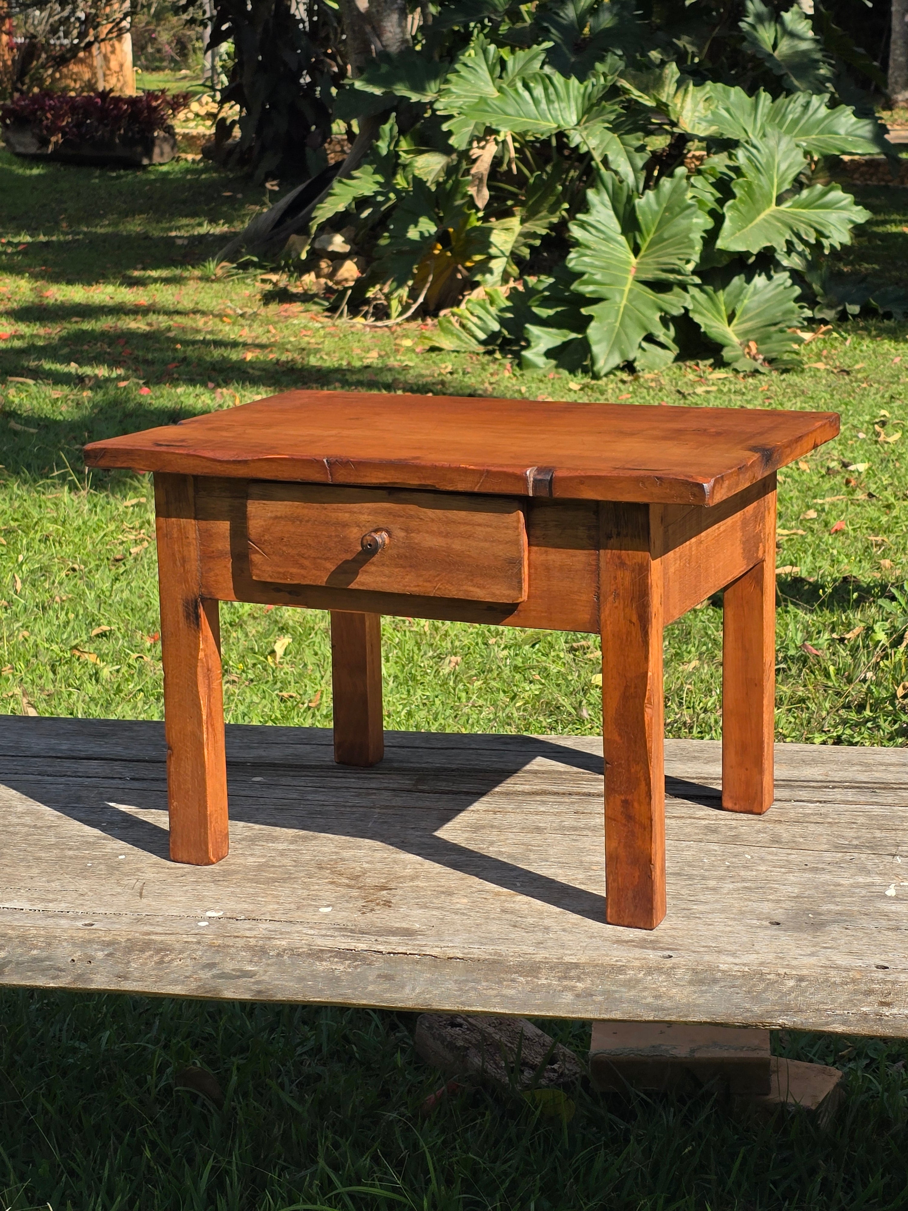 Mesa De Centro / Mesa Cabeceira Madeira Maciça