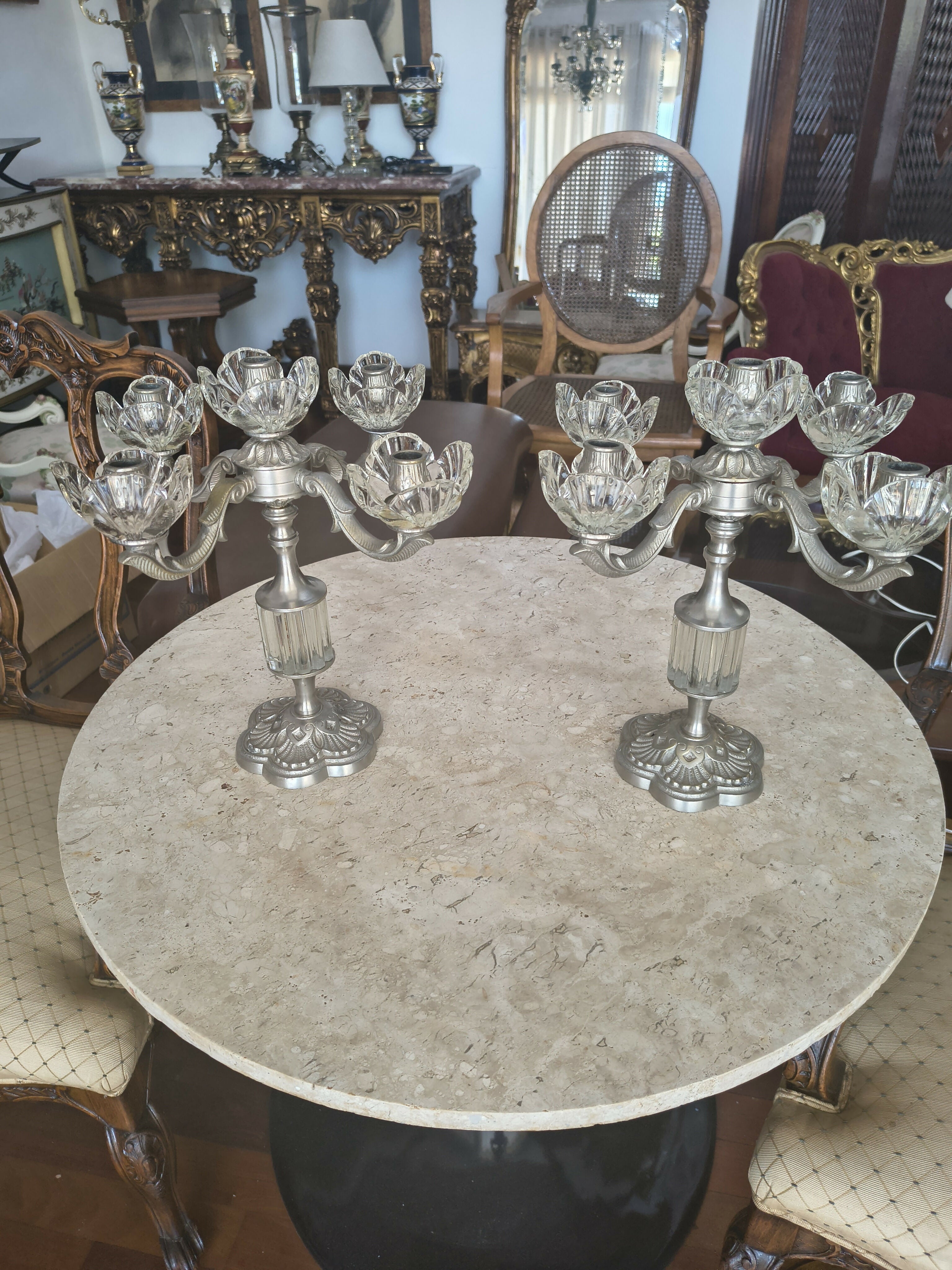 Par de Castiçais em bronze com banho de estanho