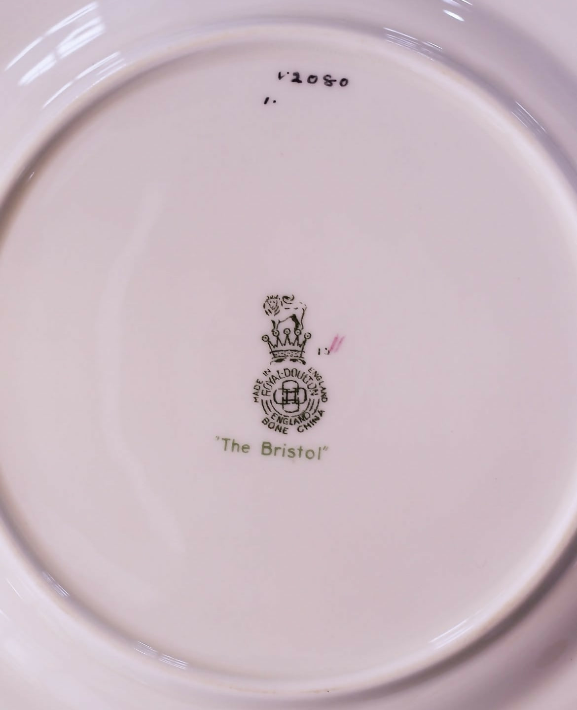 Pratos ingleses Royal Doulton