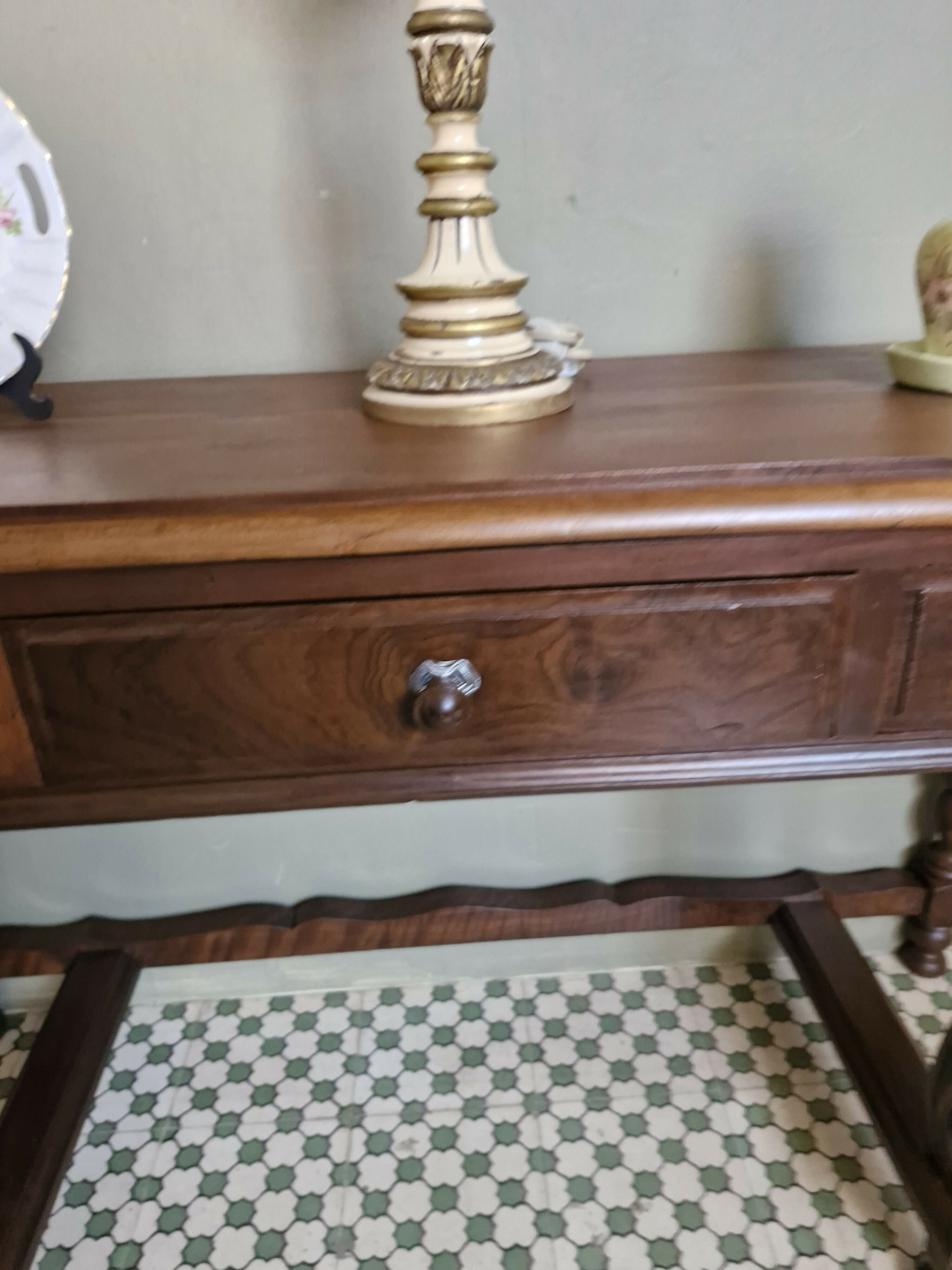 Aparador estilo Colonial