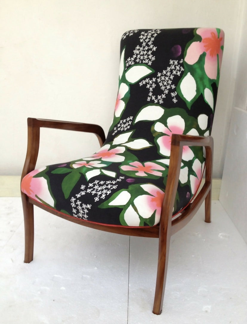 Poltrona Gelli original dos anos 60 restaurada com tecido importado