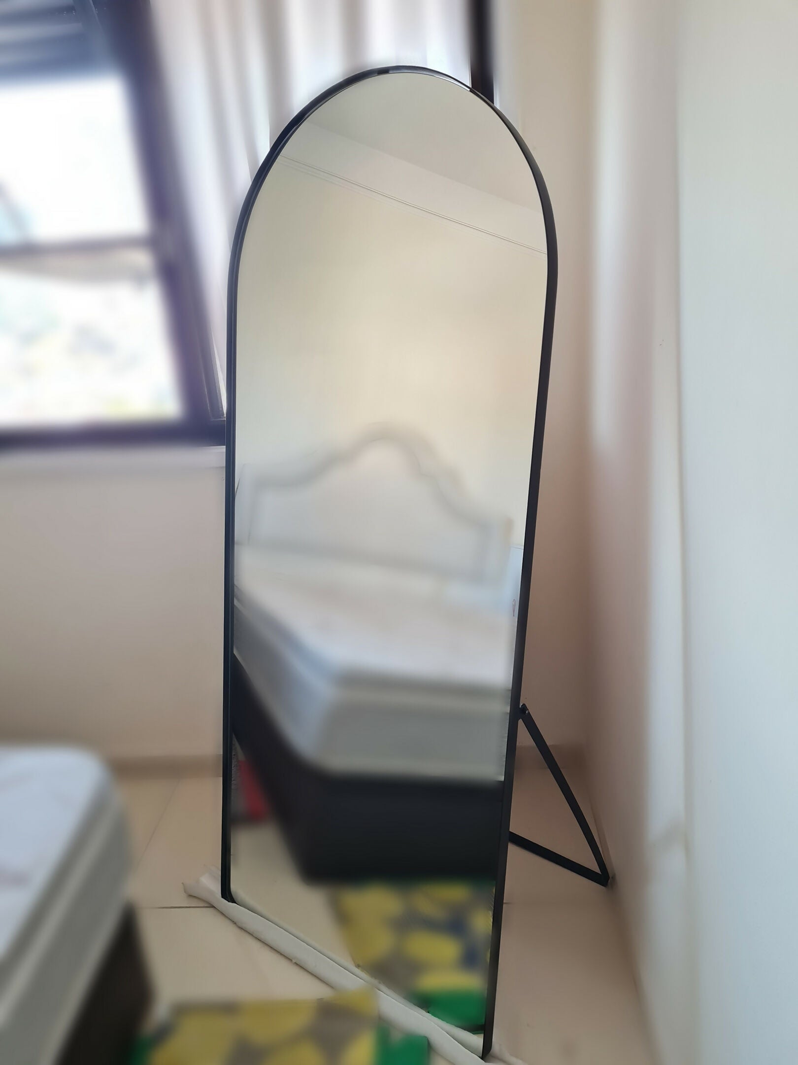 Espelho retrô grande de chão ferro preto