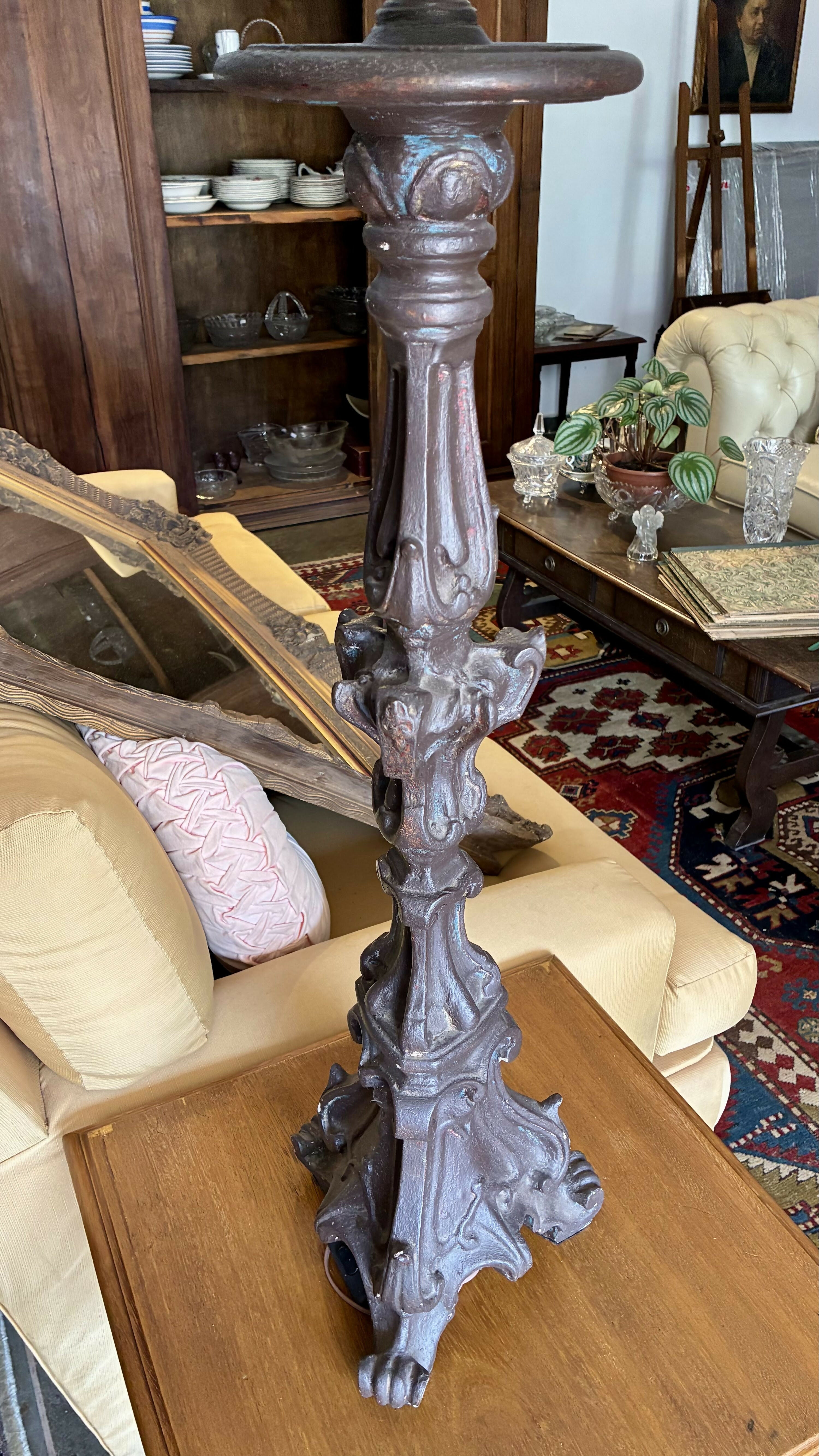 TOCHEIRO ANTIGO EM MADEIRA