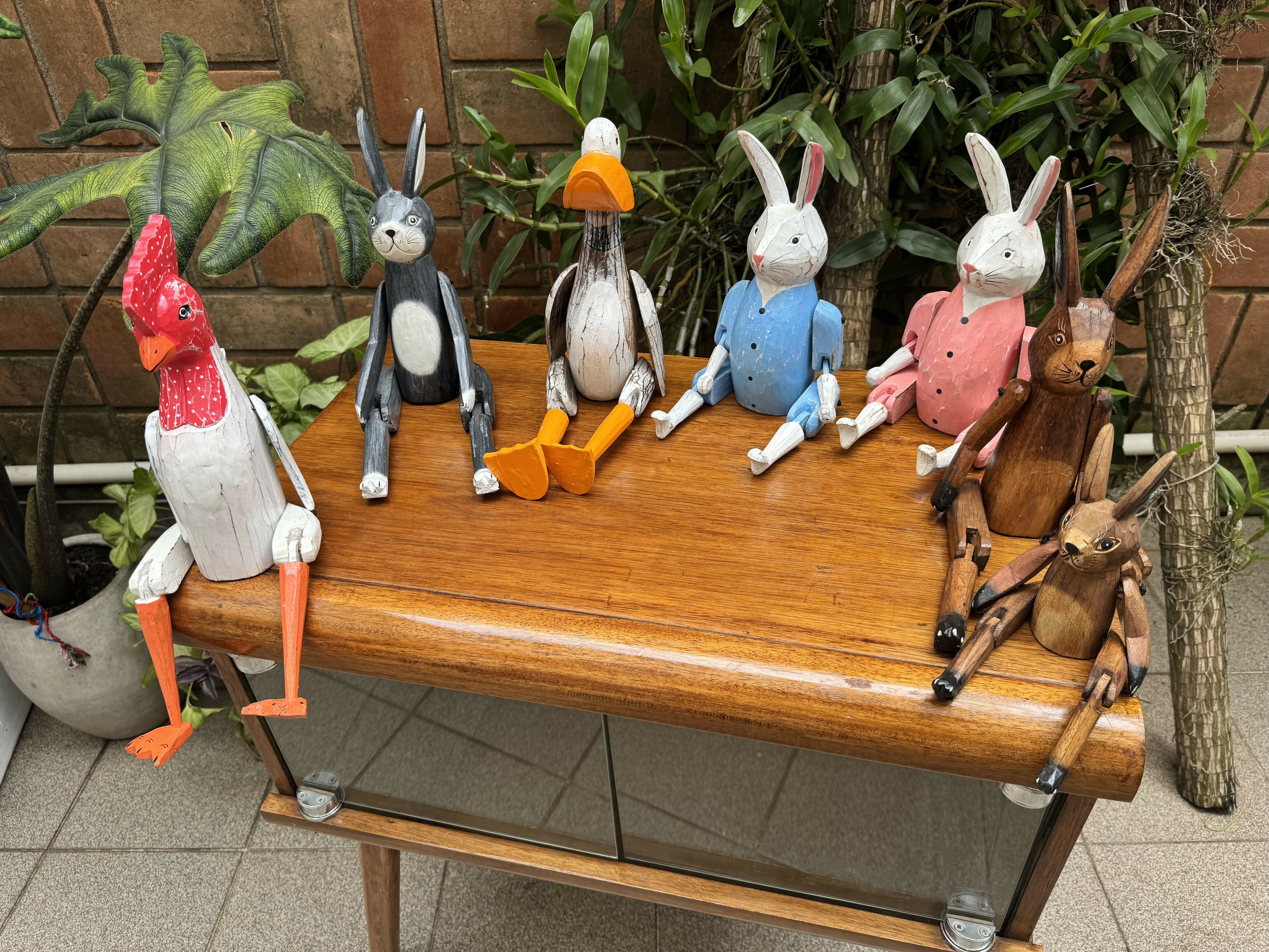 BICHOS esculpidos em madeira maciça, coruja, coelhos e pato articulados