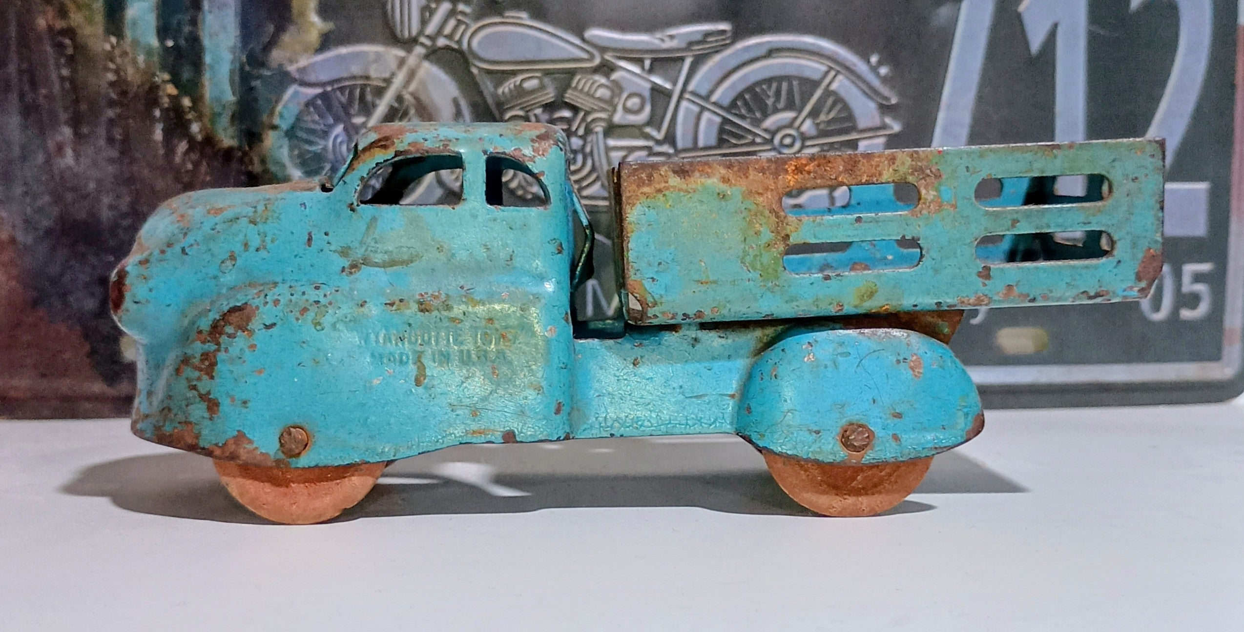 Caminhão Basculante Antigo azul Wyandotte Toys – Made in U.S.A. – Década de 1940