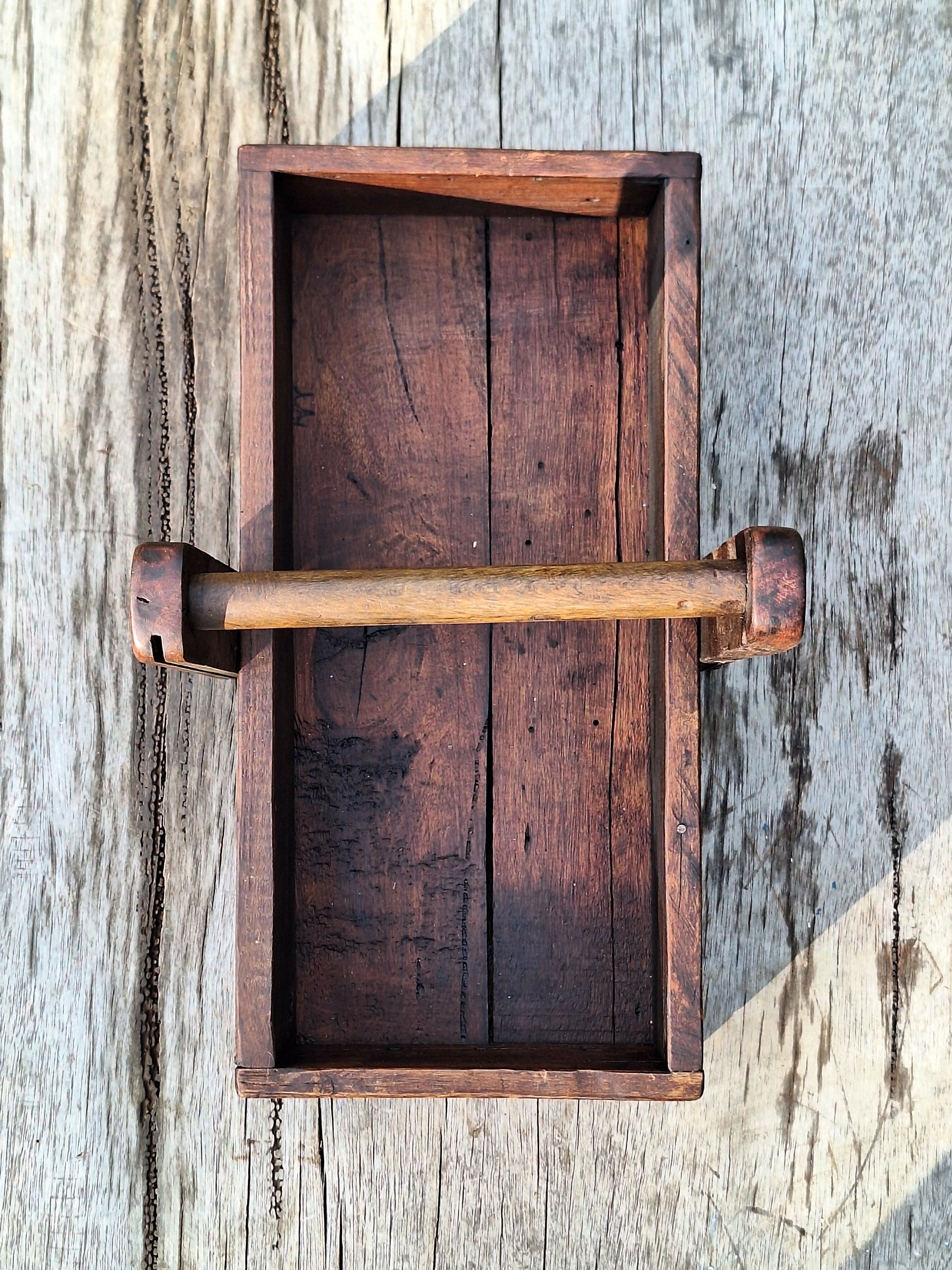 Caixa De Ferramenta Antiga Madeira Maciça Garimpo Mineiro