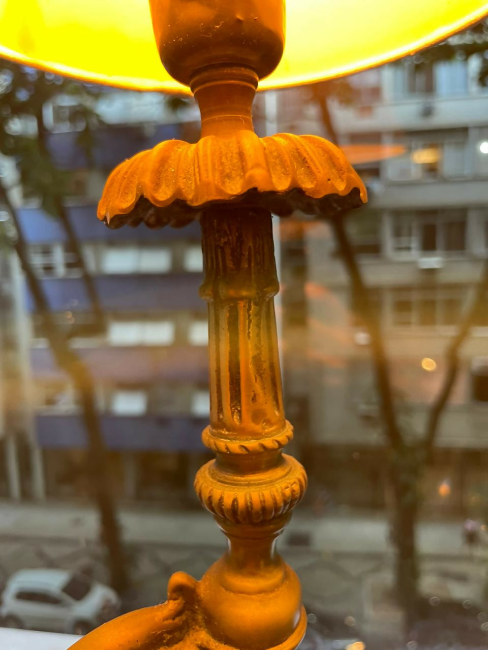 Grande Abajur em Bronze Representando um Querubim (62cm) - valor unitário