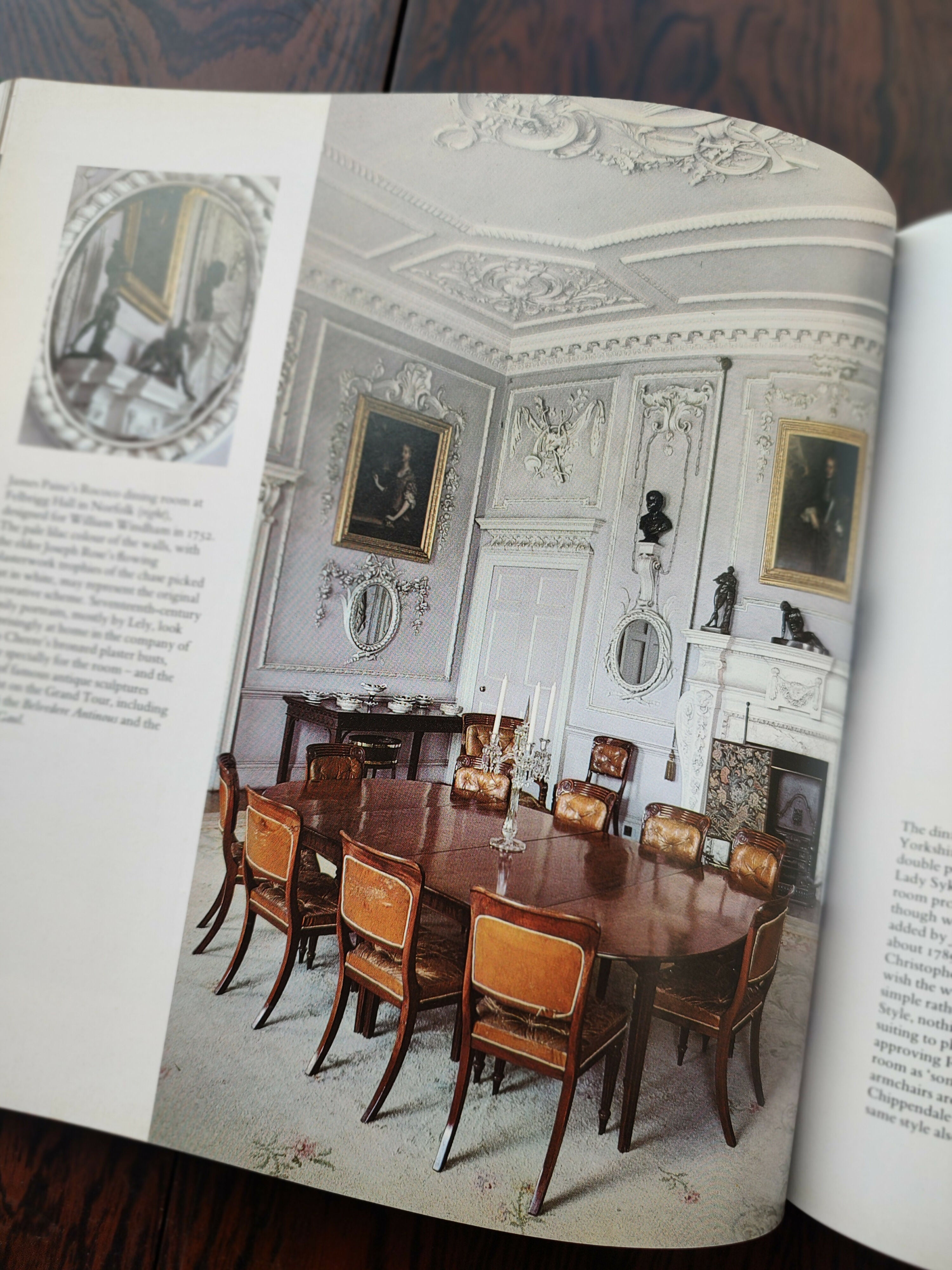 Livro Importado de decoração &quot;The English Country House&quot; - publicado em 1985