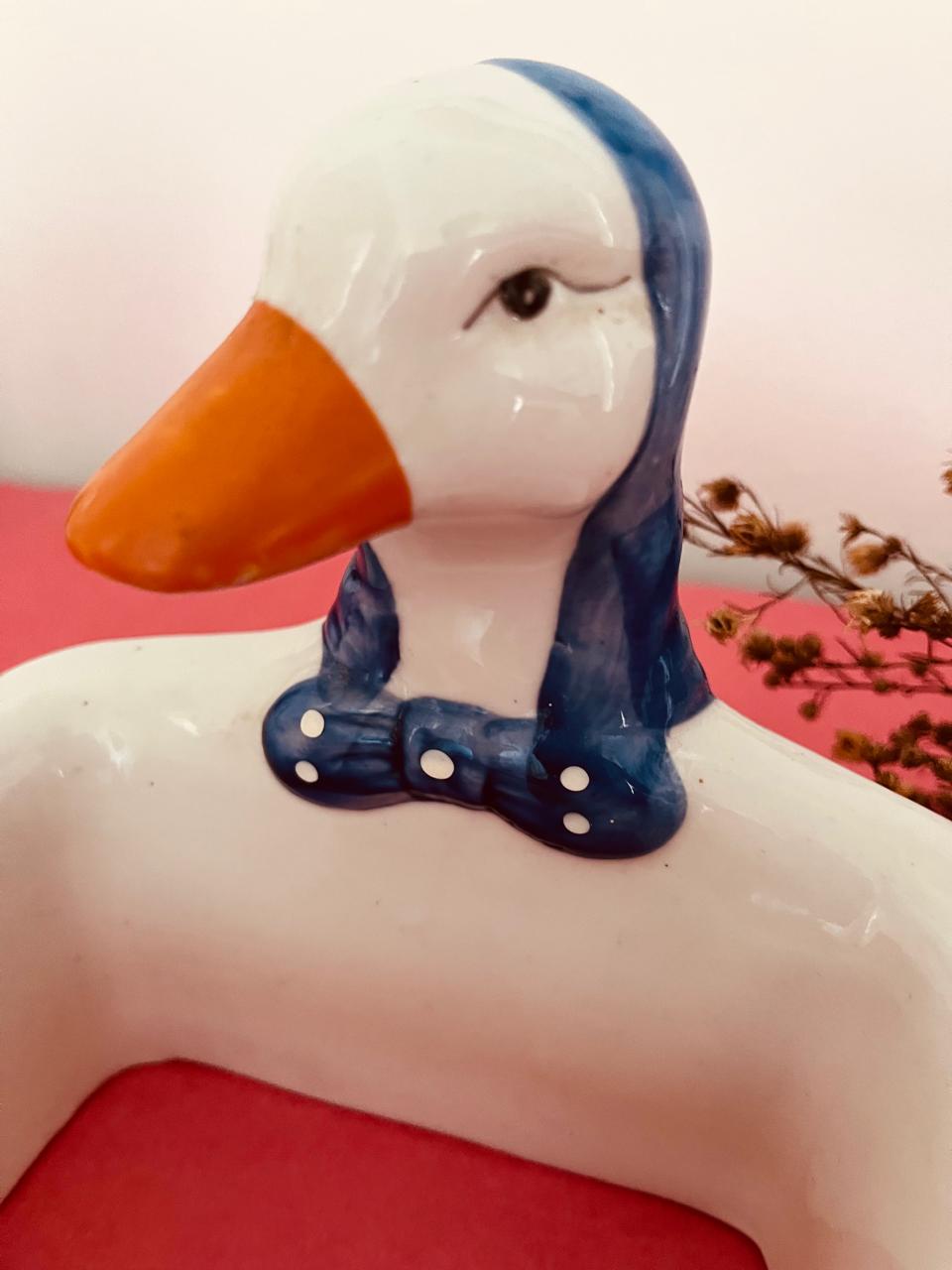 Porta-Papel Higiênico Retrô em Formato de Pato - Origem Francesa