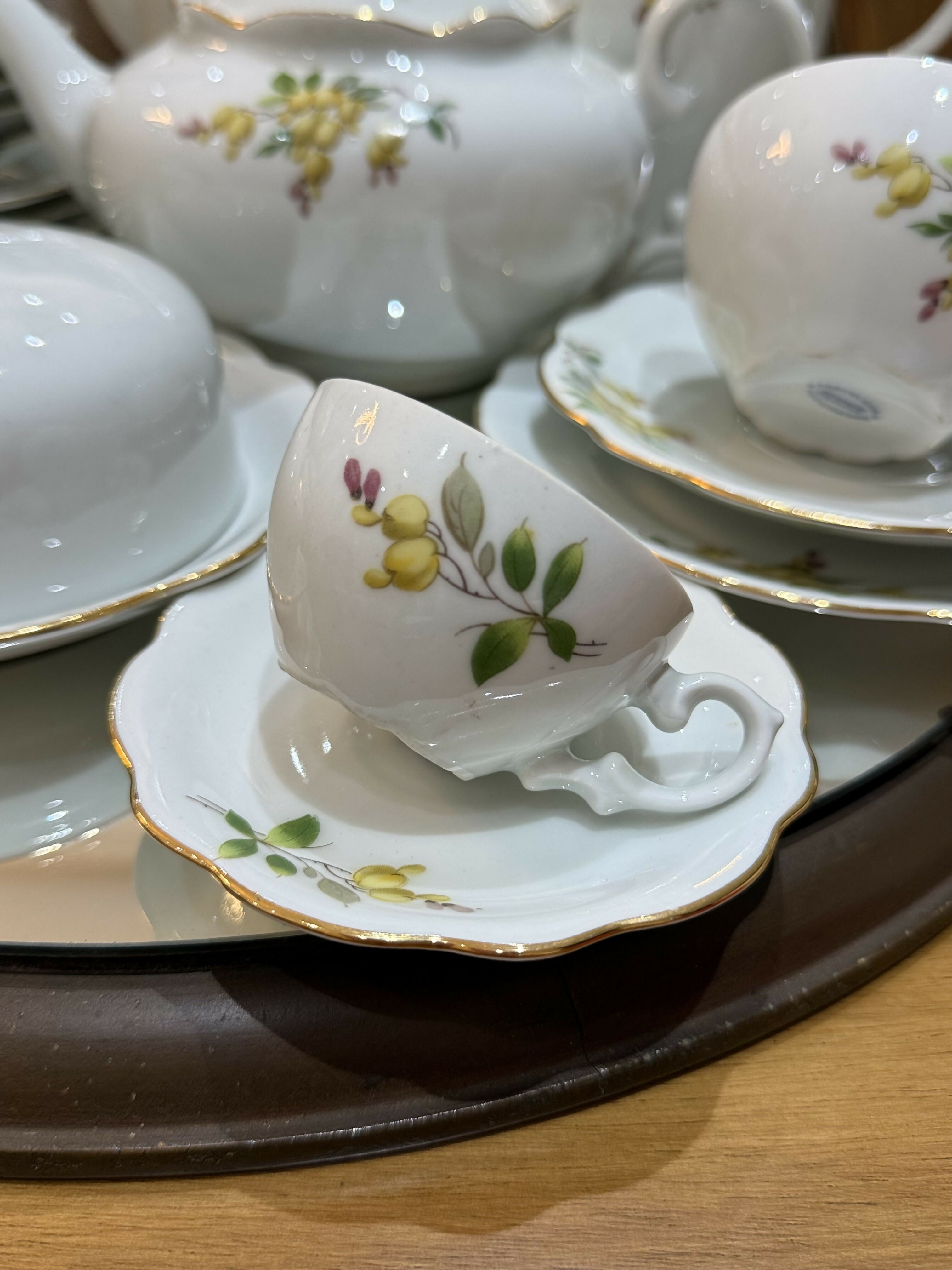 Conjunto para chá e café porcelana Renner