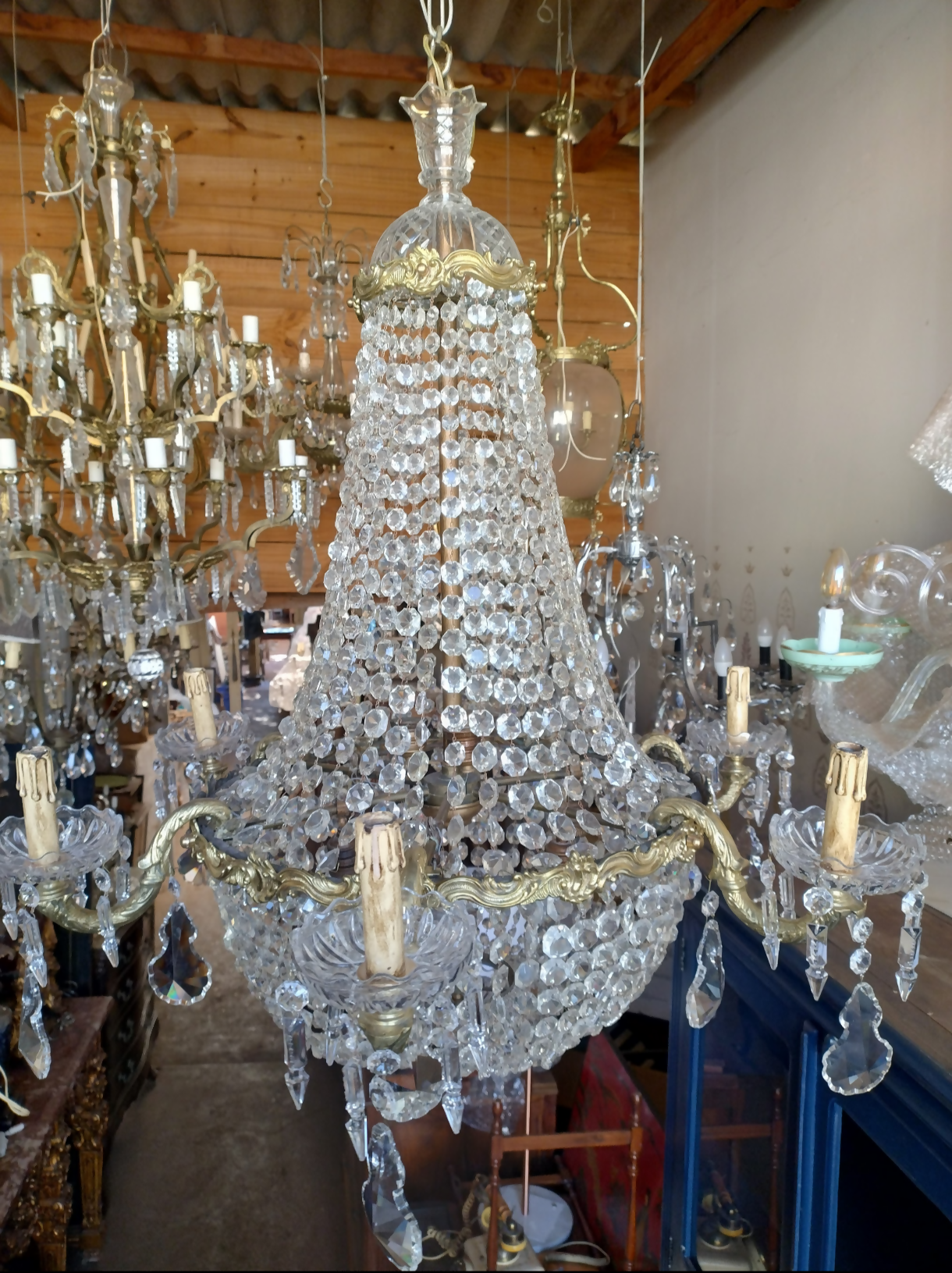 Antigo Lustre Império com cristais