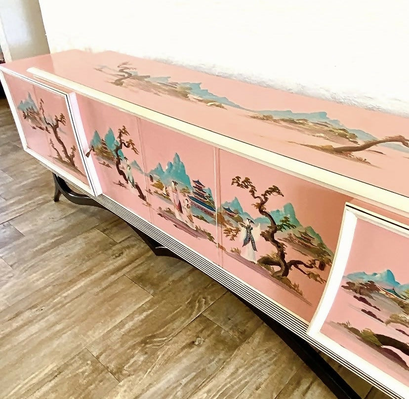 Buffet anos 50 em Chinoiserie Rosa