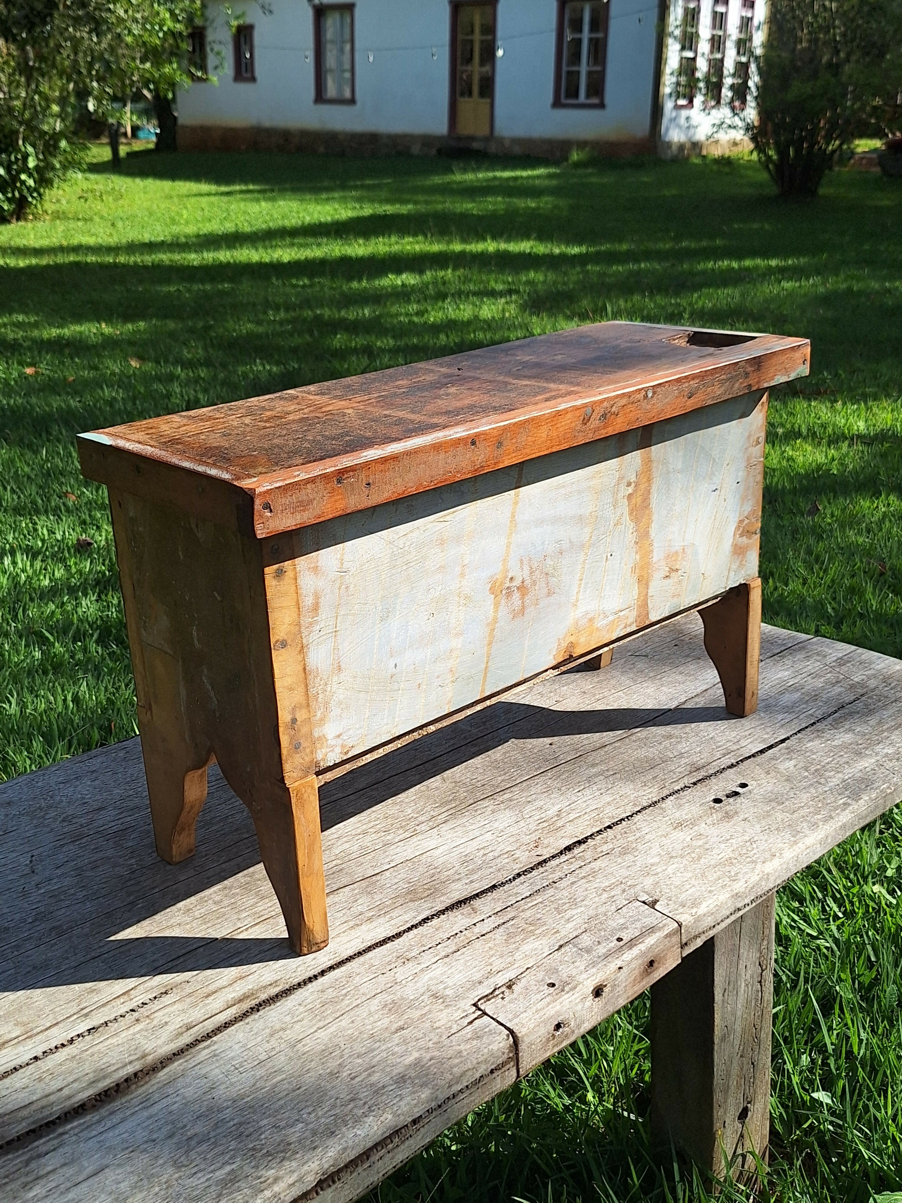 Baú Rústico Tinta Gasta Madeira Maciça Garimpo Mineiro