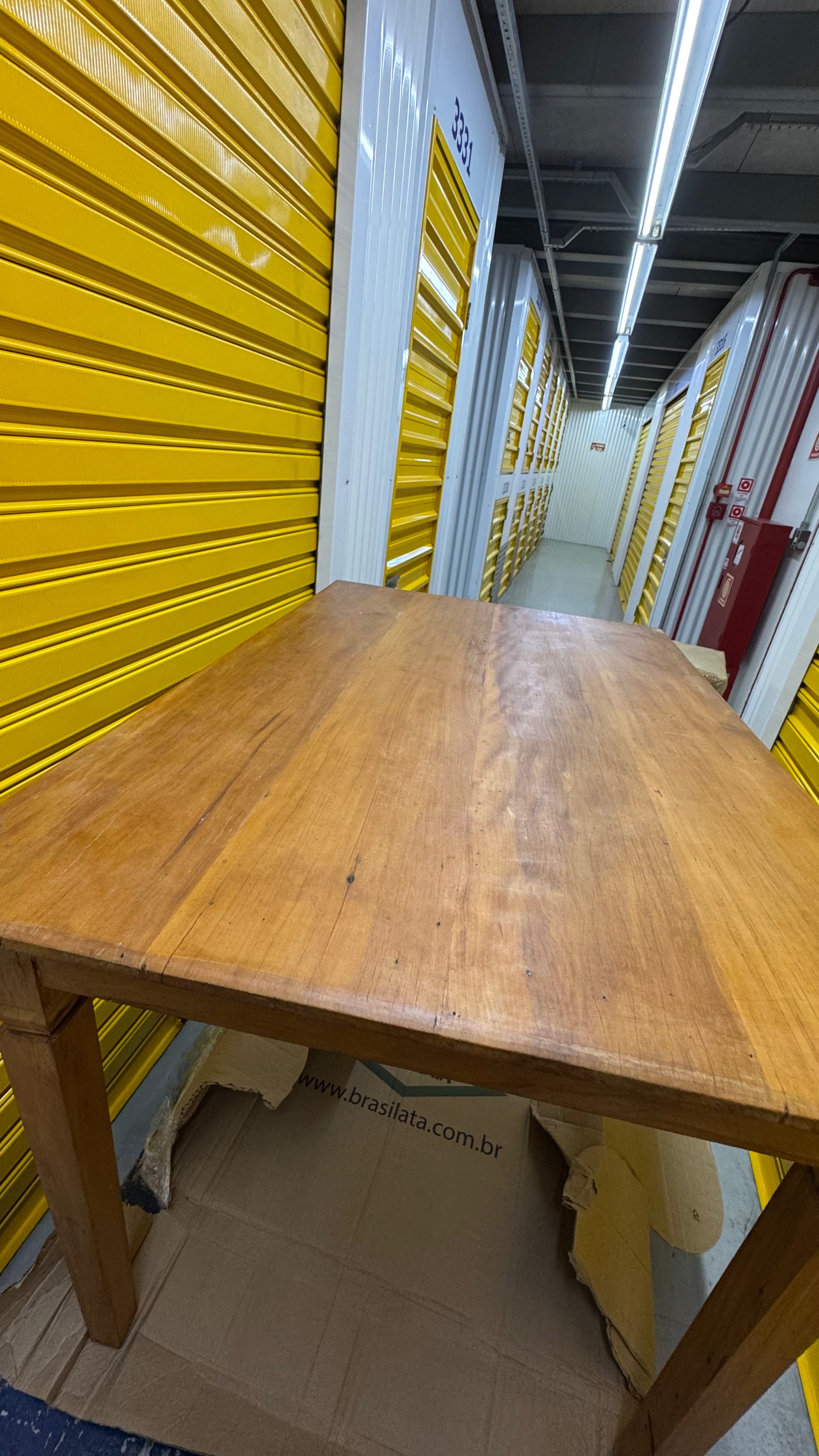 Mesa de Jantar Retangular em Madeira Maciça