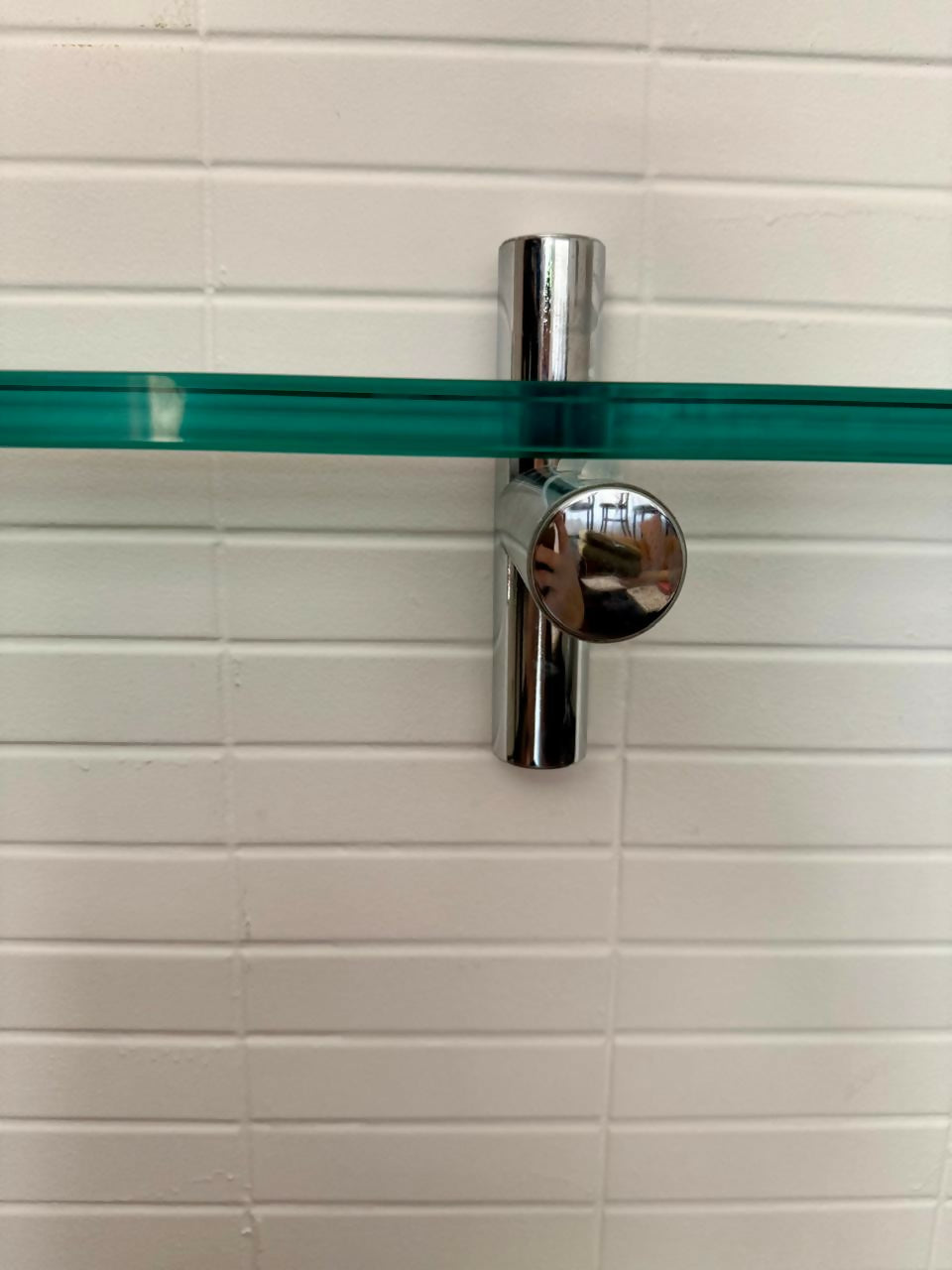 Aparador cromado Geraldo de Barros